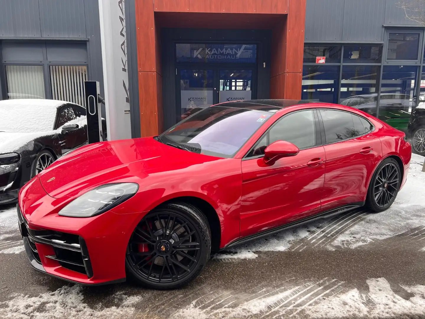 Porsche Panamera GTS · Burmester · Panorama · Hinterachs Rot - 1