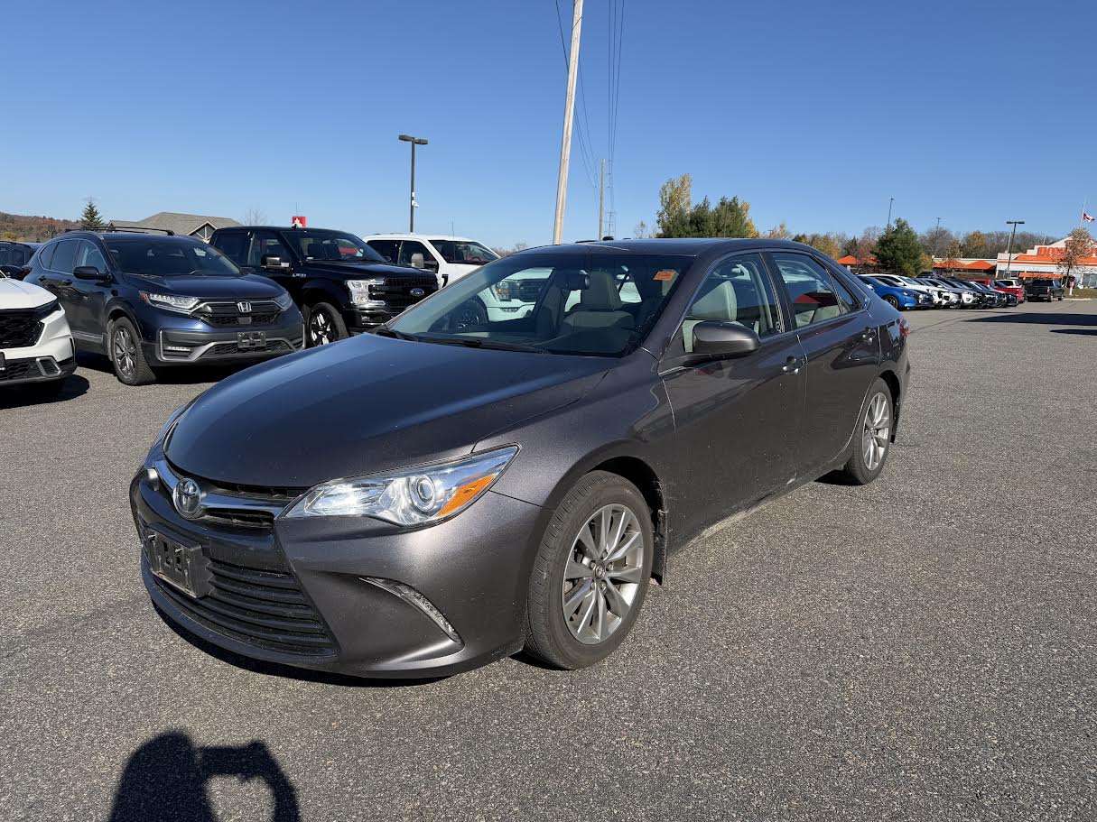 2016 Toyota Camry Sedan