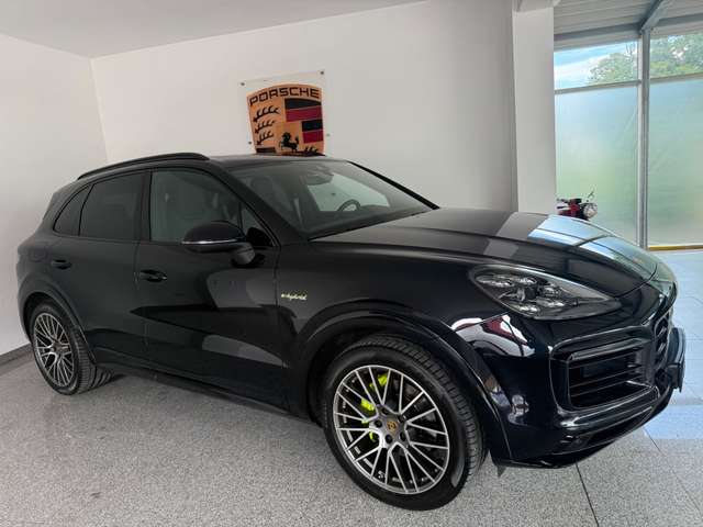 Imagine Porsche Cayenne E-Hybrid - SPORTPAKET- SPORT DESIGN PAKE