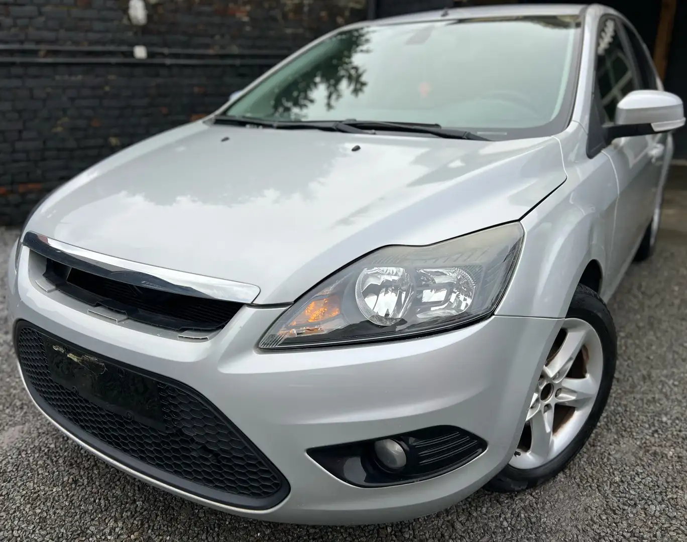 Ford Focus 1.6 TDCi X Trend DPF + CLIM + JANTES ALU Gris - 1