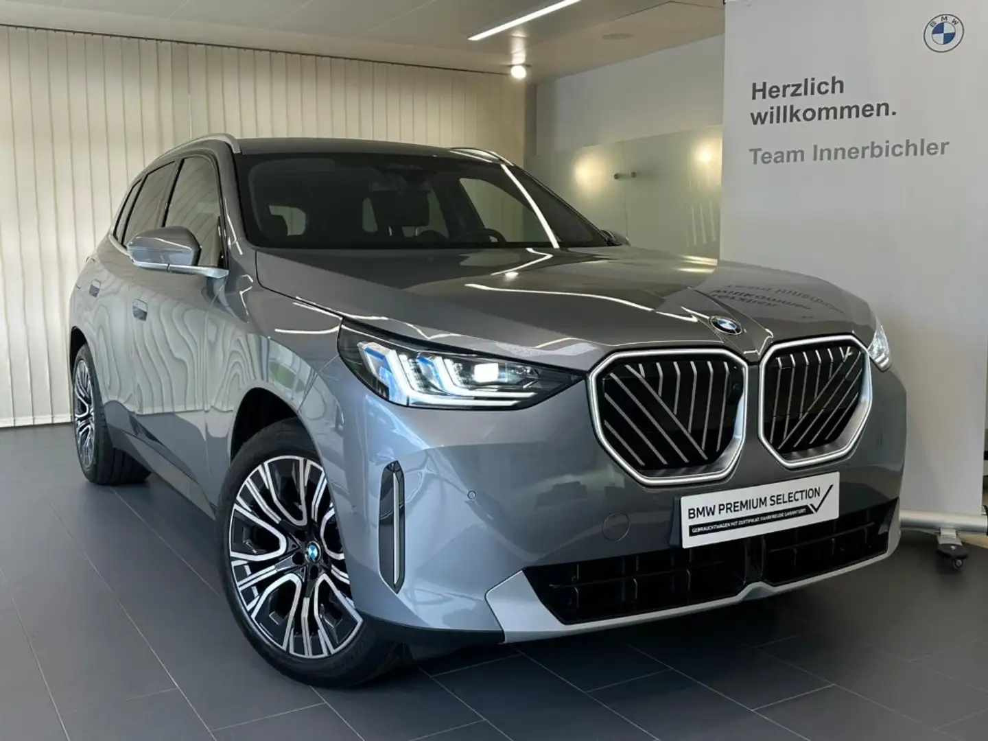 BMW X3 20d xDrive Grau - 1