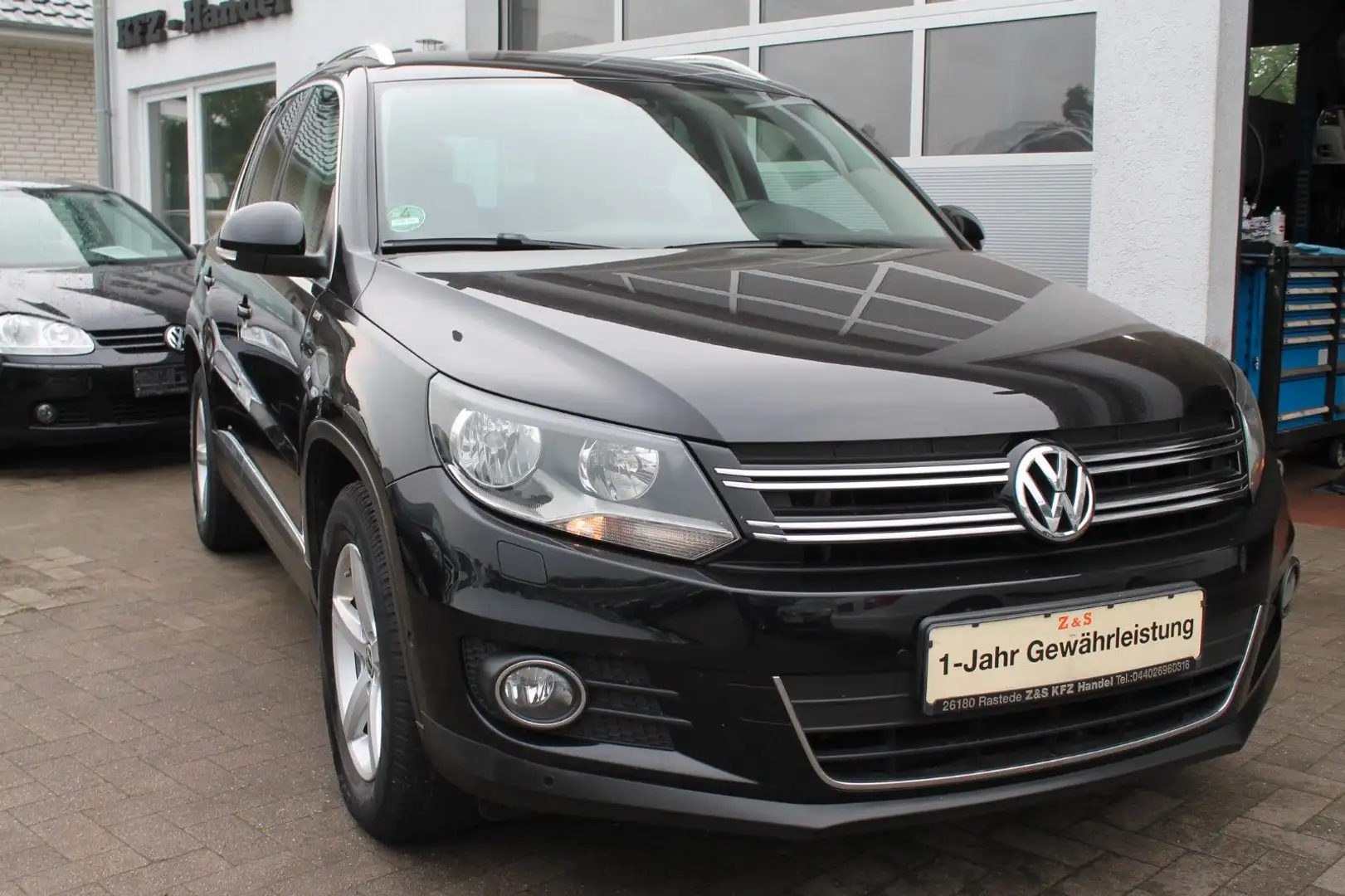 Volkswagen Tiguan Cup Sport & Style BMT *TÜV-NEU* Negro - 1
