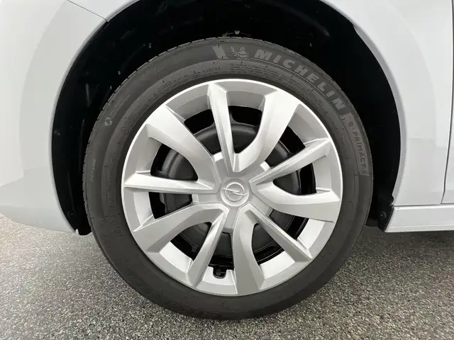 Opel Corsa view 10