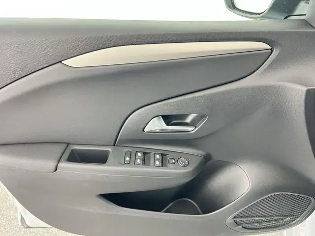 Opel Corsa view 11