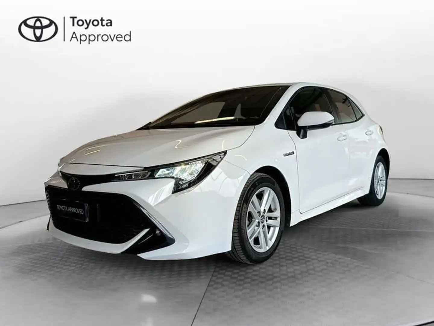 Toyota Corolla 1.8 Hybrid Active Bianco - 1