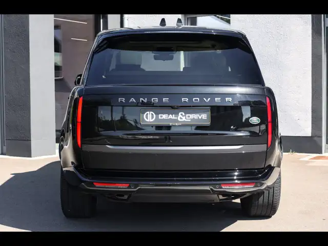 Land Rover Range Rover view 4
