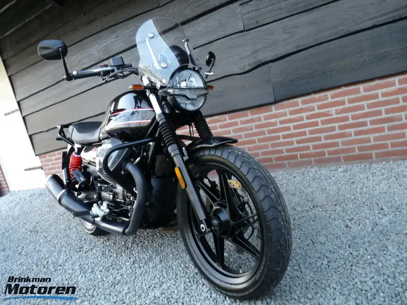 Moto Guzzi V 7 - foto 2