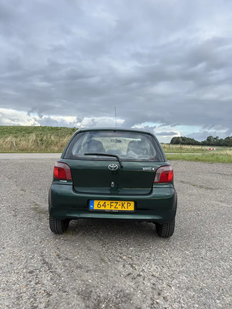Toyota Yaris 1.0-16V - Bouwjaar 2000 - APK tot 03-2026 Vert - 1