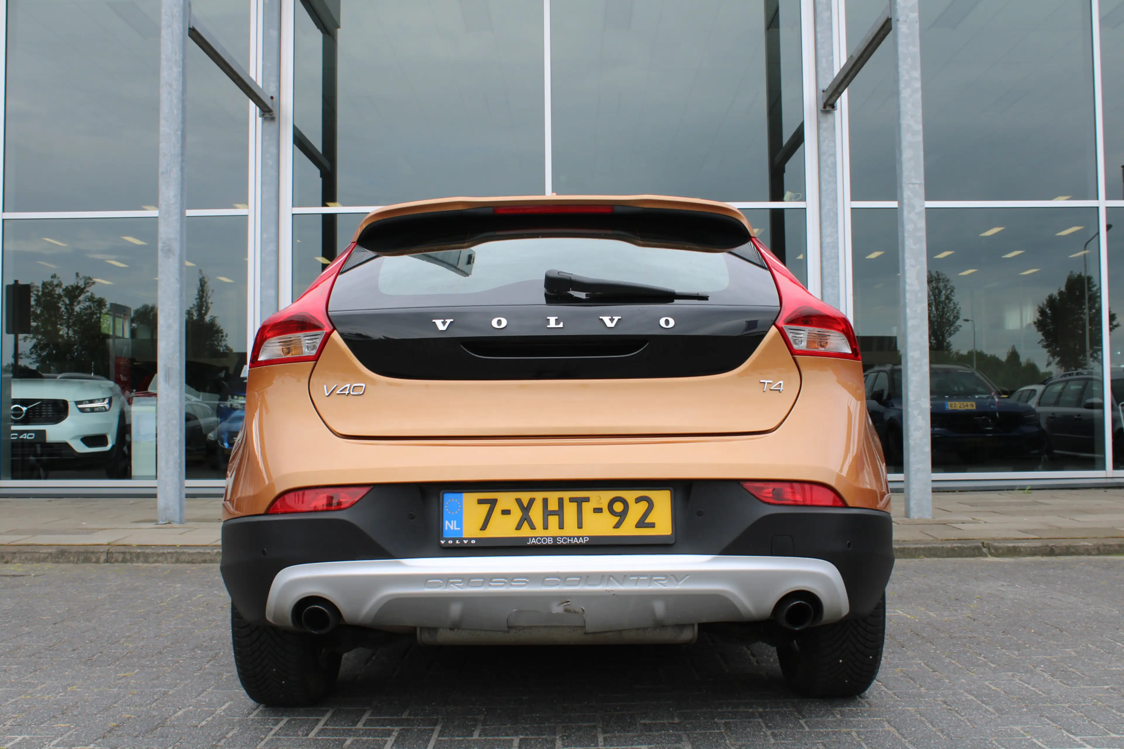 Volvo V40 Cross Country T4 180PK Automaat Kinetic | Adapt. Cruise | BLIS | — photo 5