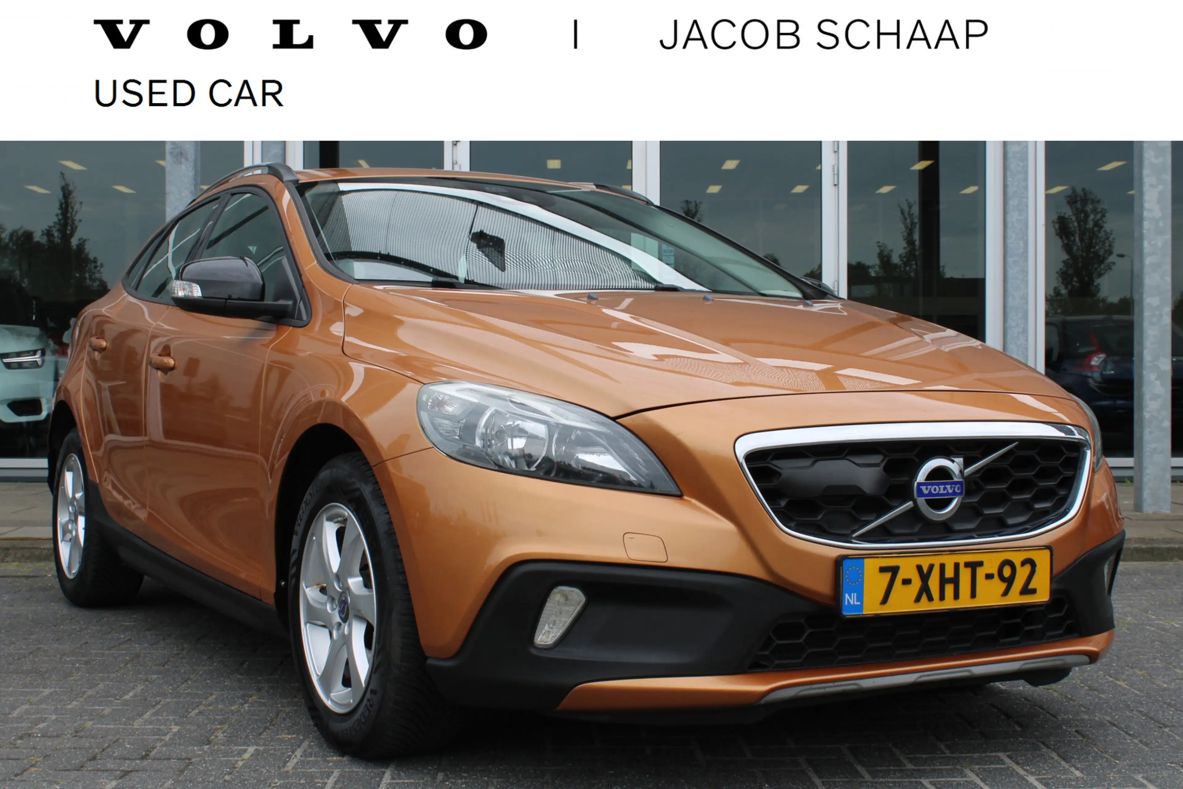 Volvo V40 Cross Country T4 180PK Automaat Kinetic | Adapt. Cruise | BLIS |