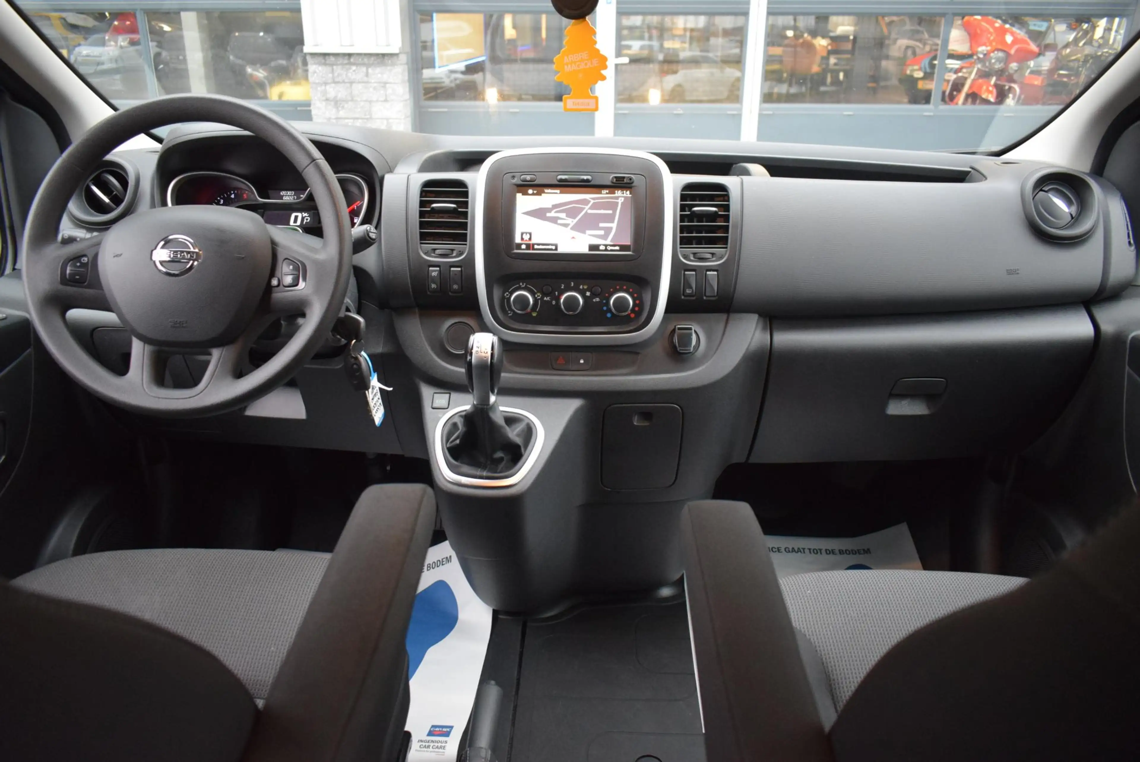 Nissan NV300 2.0 dCi 145 L2H1 Optima DC Comfort Navi Airco Came — photo 8
