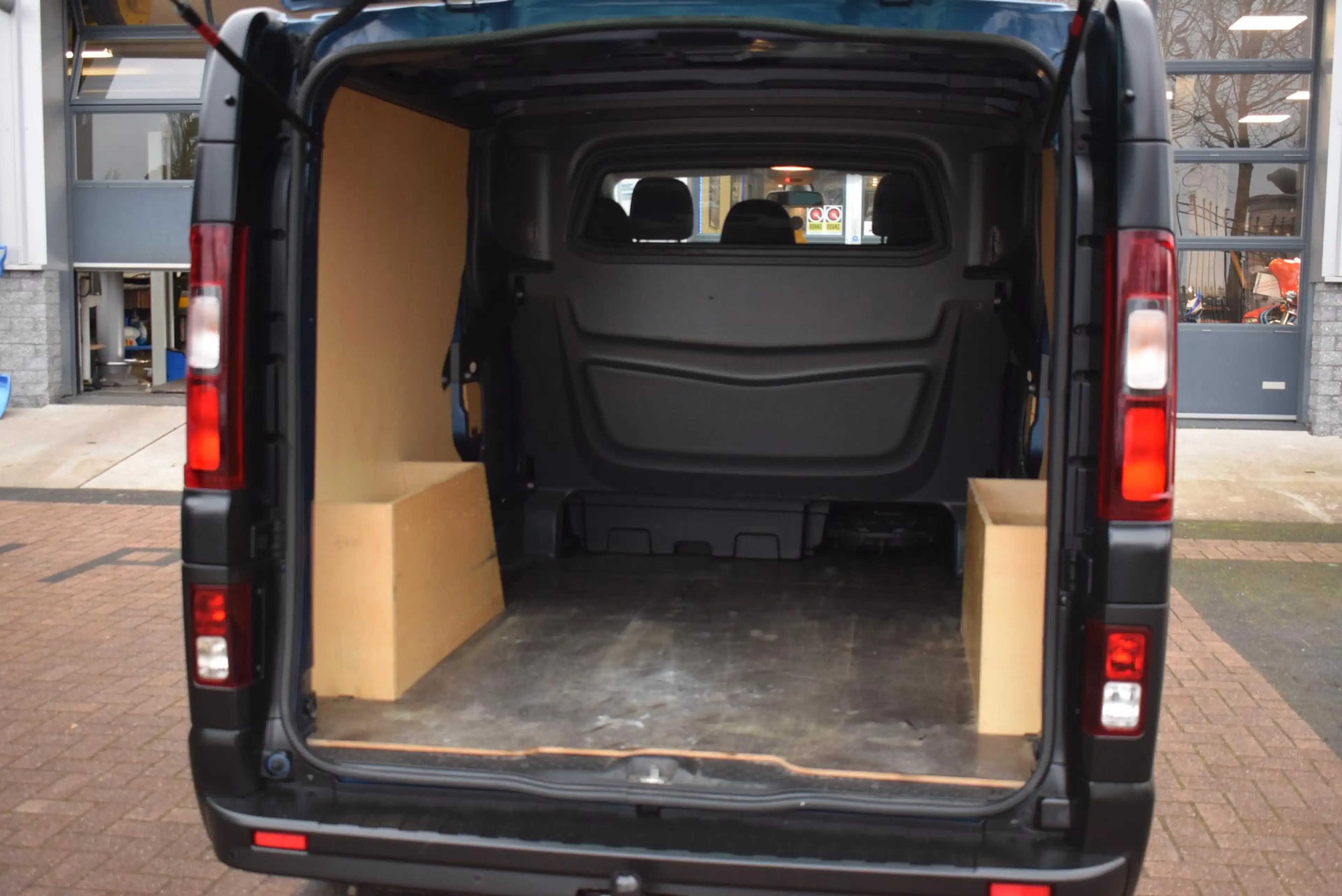 Nissan NV300 2.0 dCi 145 L2H1 Optima DC Comfort Navi Airco Came — photo 15