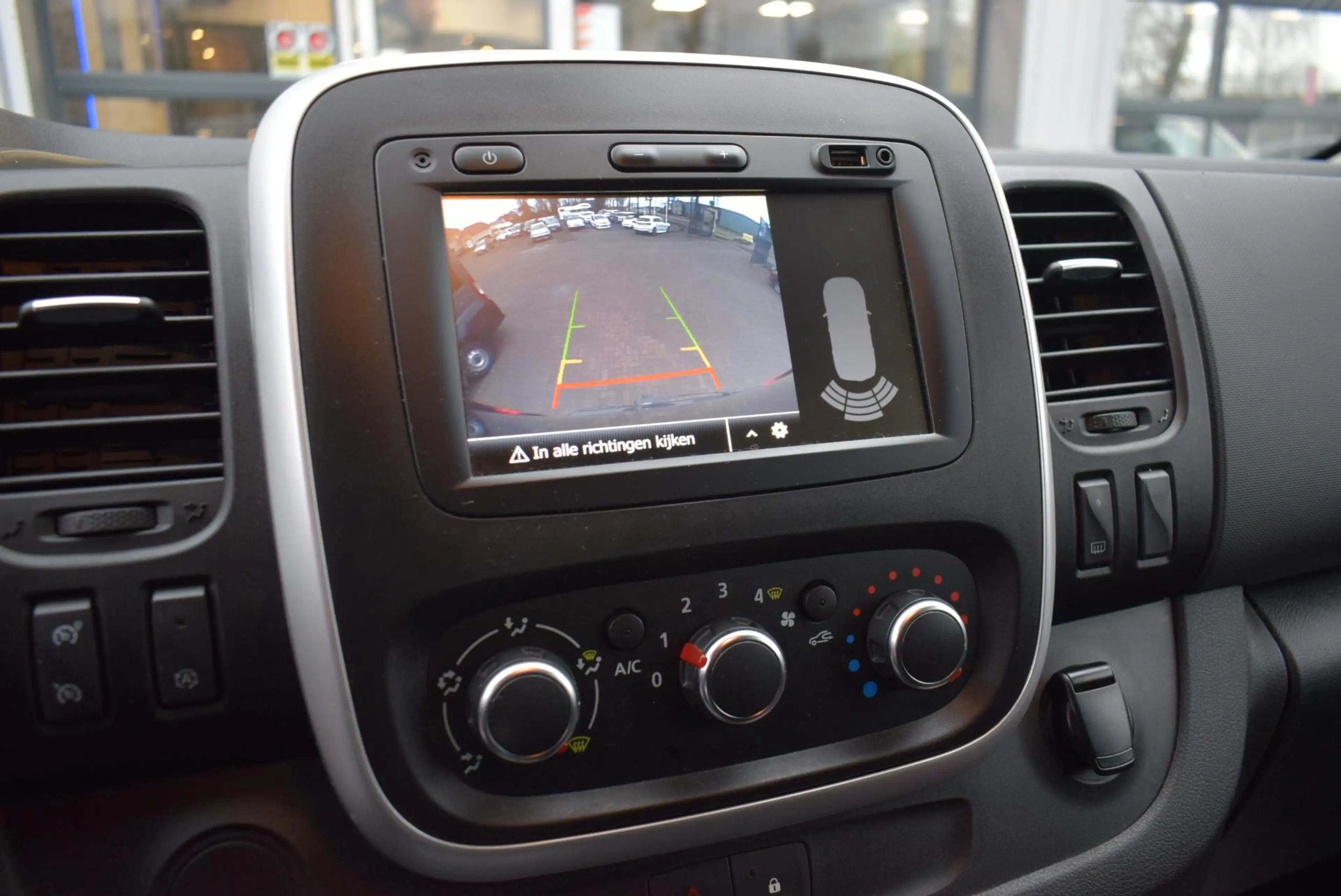 Nissan NV300 2.0 dCi 145 L2H1 Optima DC Comfort Navi Airco Came — photo 13