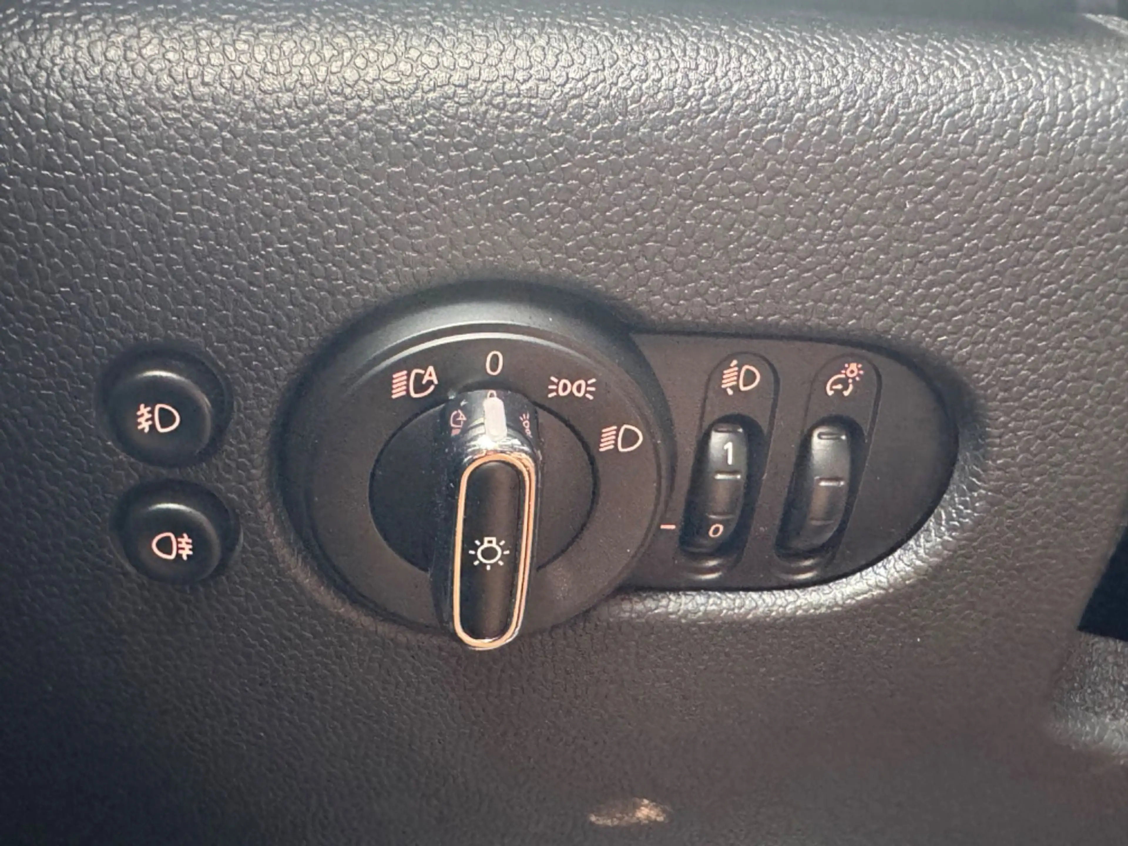 MINI Cooper Mini | LED | Automatik | BT CarPlay — photo 12