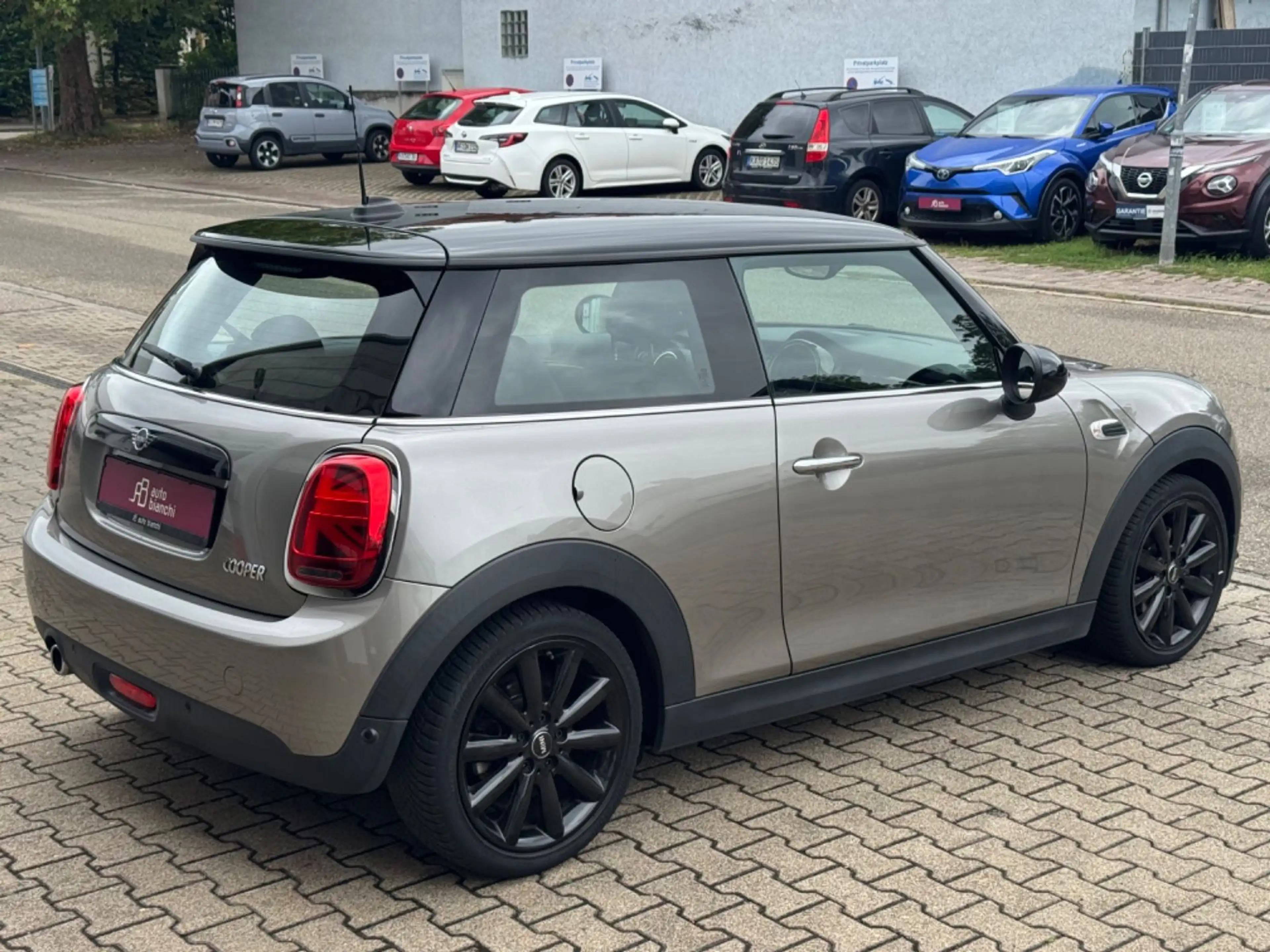 MINI Cooper Mini | LED | Automatik | BT CarPlay — photo 4