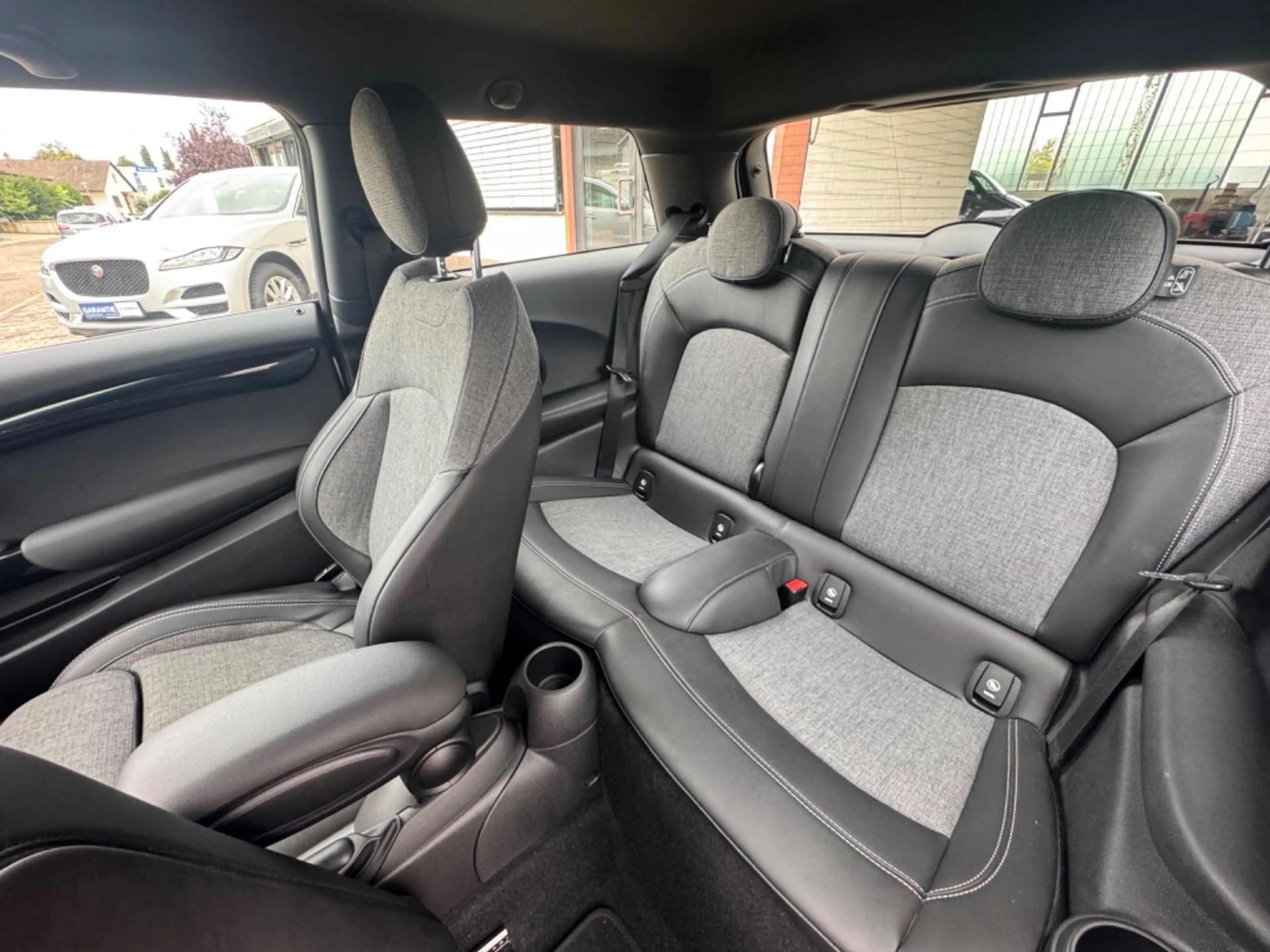 MINI Cooper Mini | LED | Automatik | BT CarPlay — photo 20