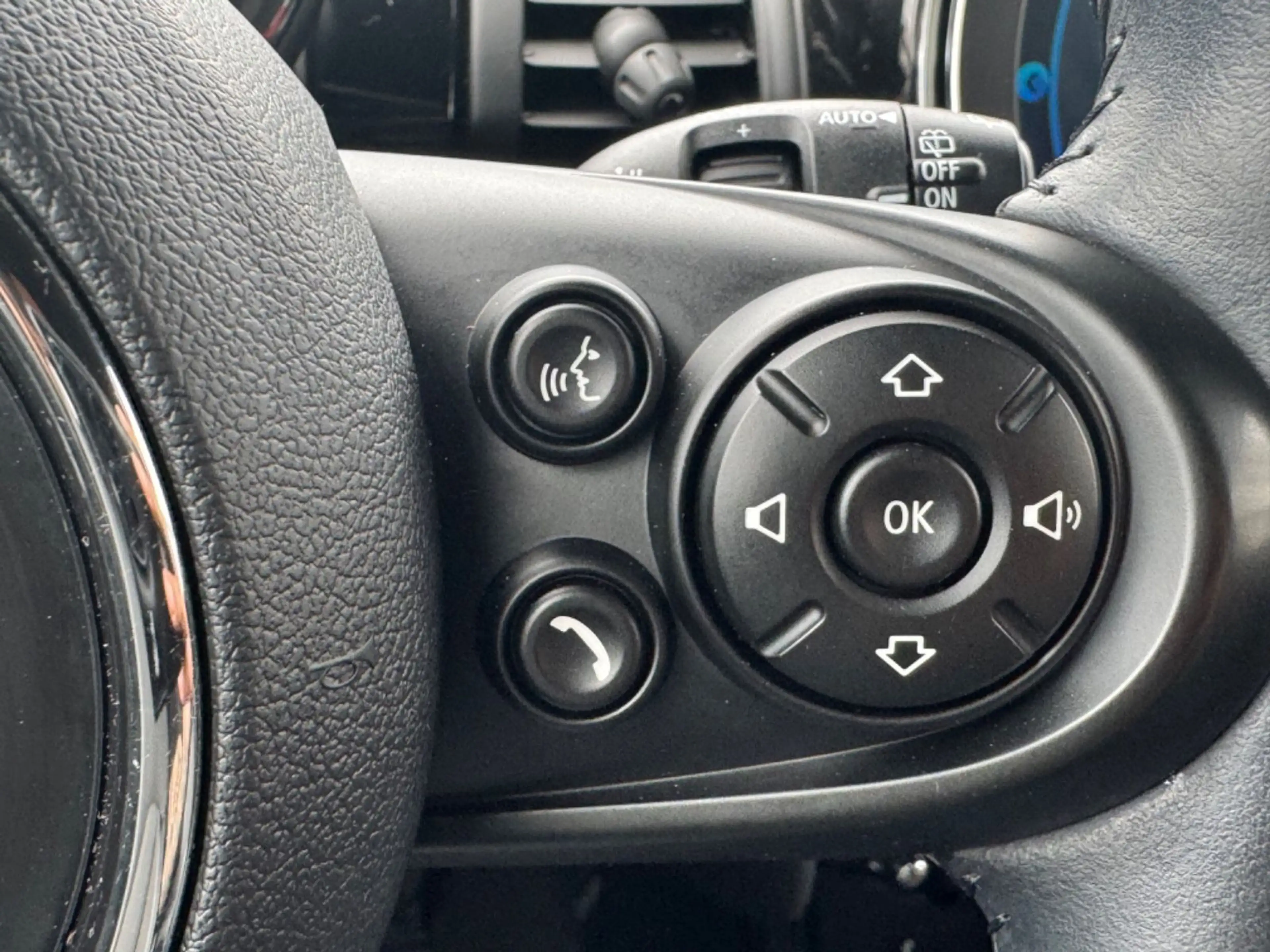 MINI Cooper Mini | LED | Automatik | BT CarPlay — photo 14