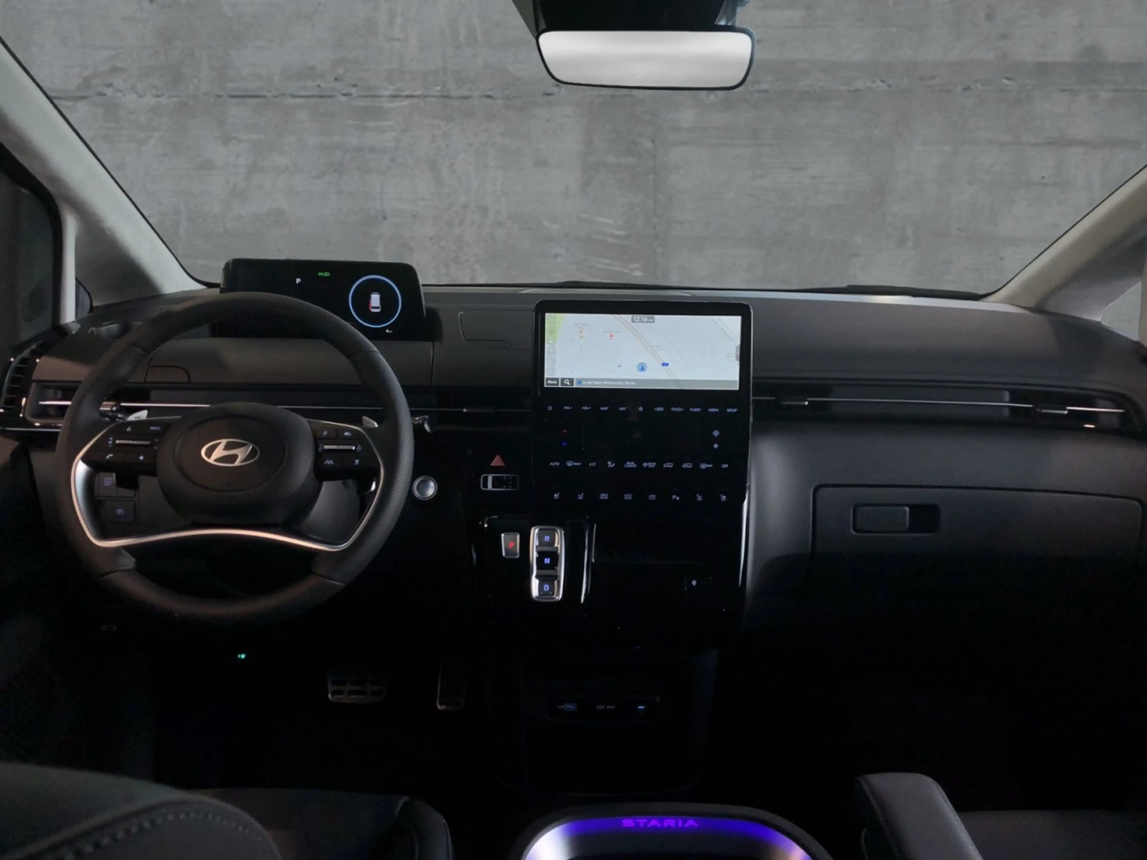 Hyundai STARIA HEV 1.6 T-GDi (225 PS) 6-AT 2WD SIGNATURE Klima — photo 10