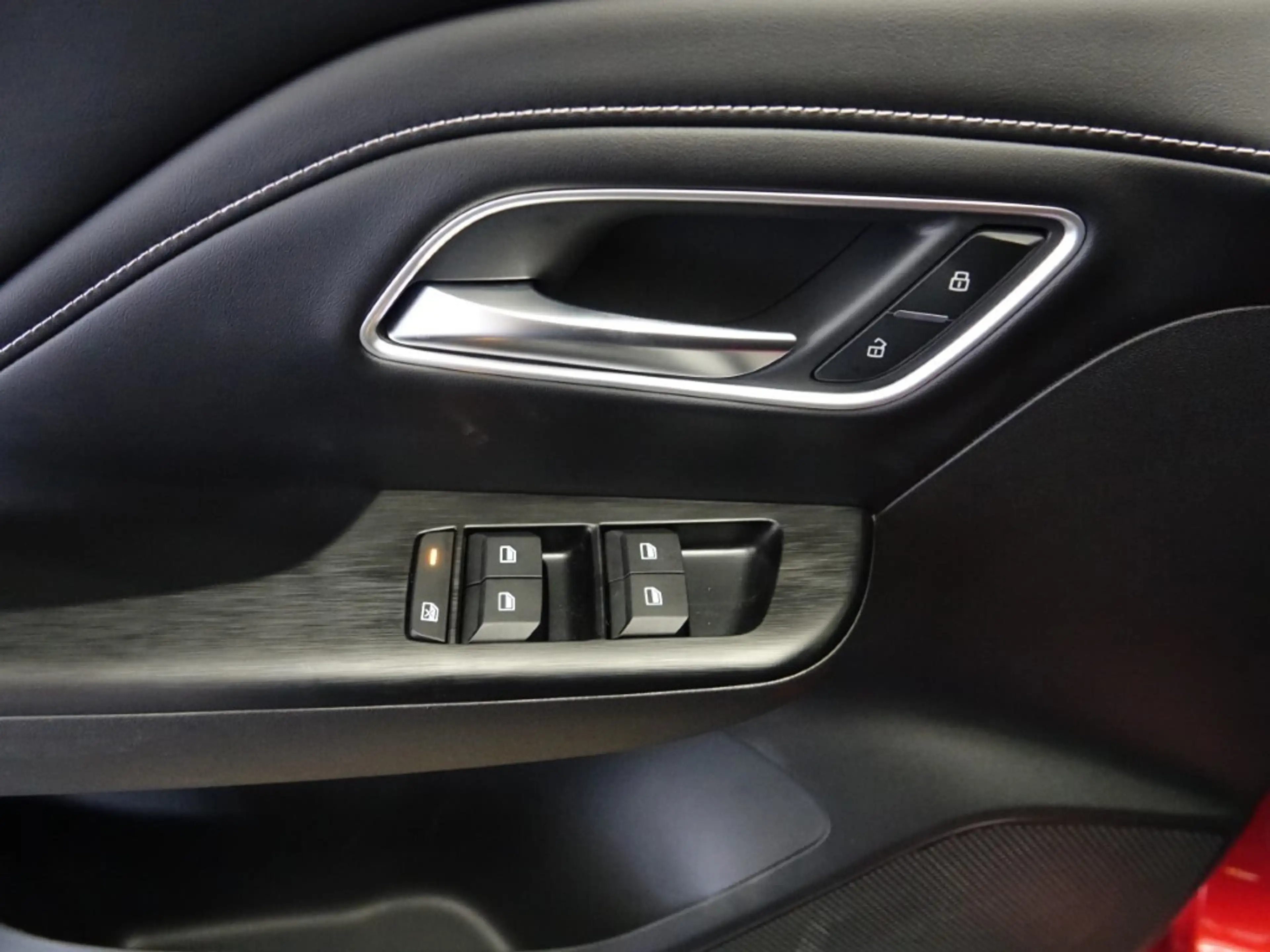MG ZS + 1.5 Comfort *NAVI, SITZHEIZUNG, FERNLICHTASSI... — photo 8