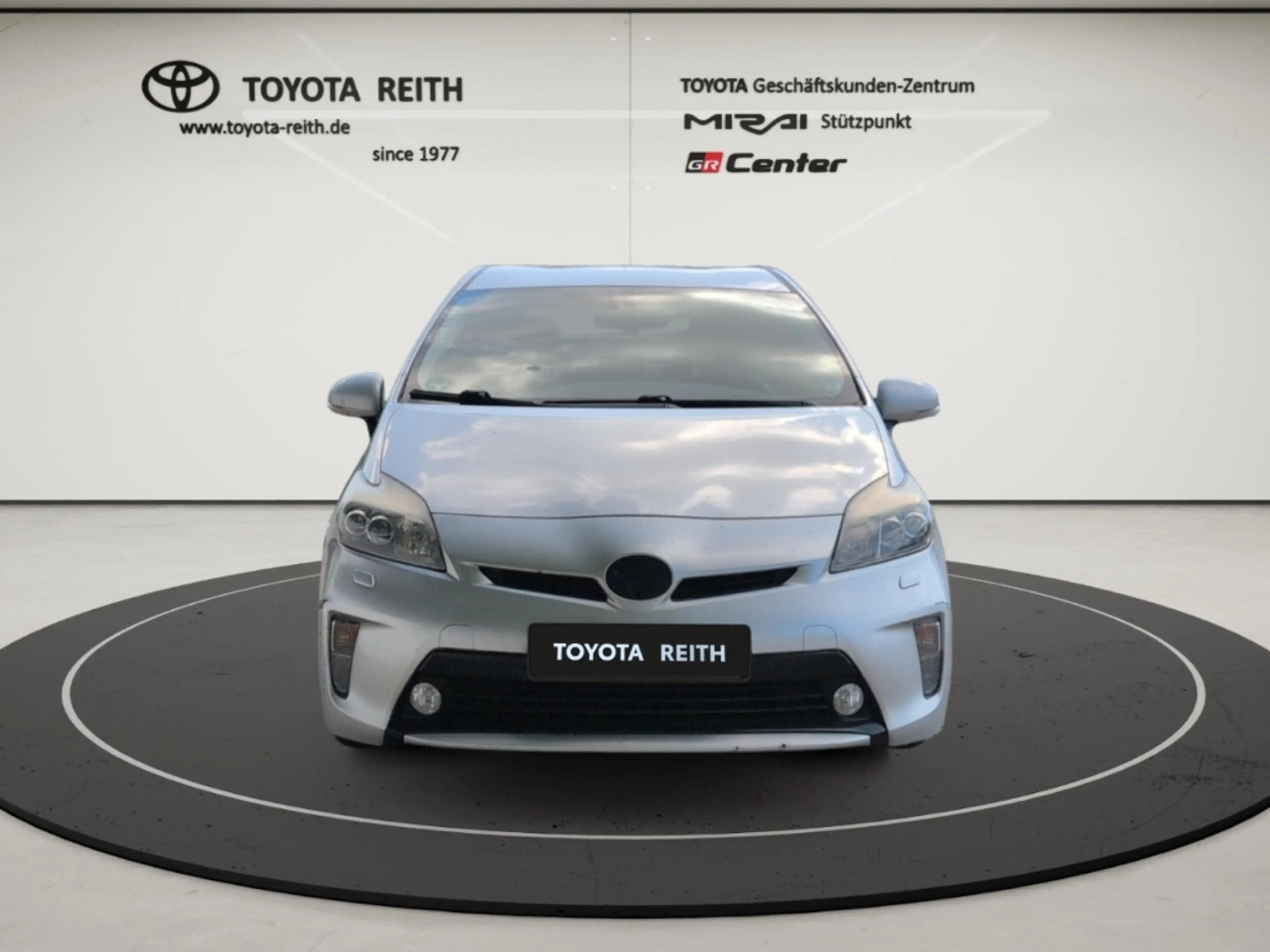 Toyota Prius Executive LED Keyless Entry Keyless Start Temp Tel — photo 7