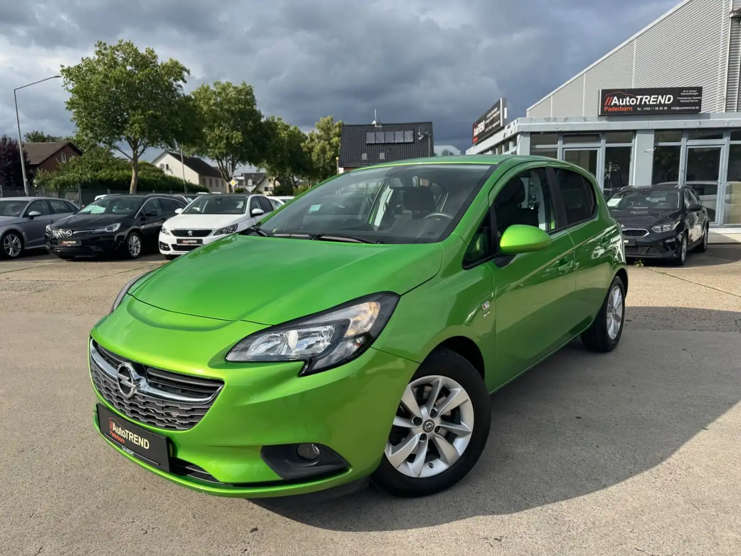 Opel Corsa E Active 1.4 Turbo*CarPlay*PDC*Tempomat Grün - 1