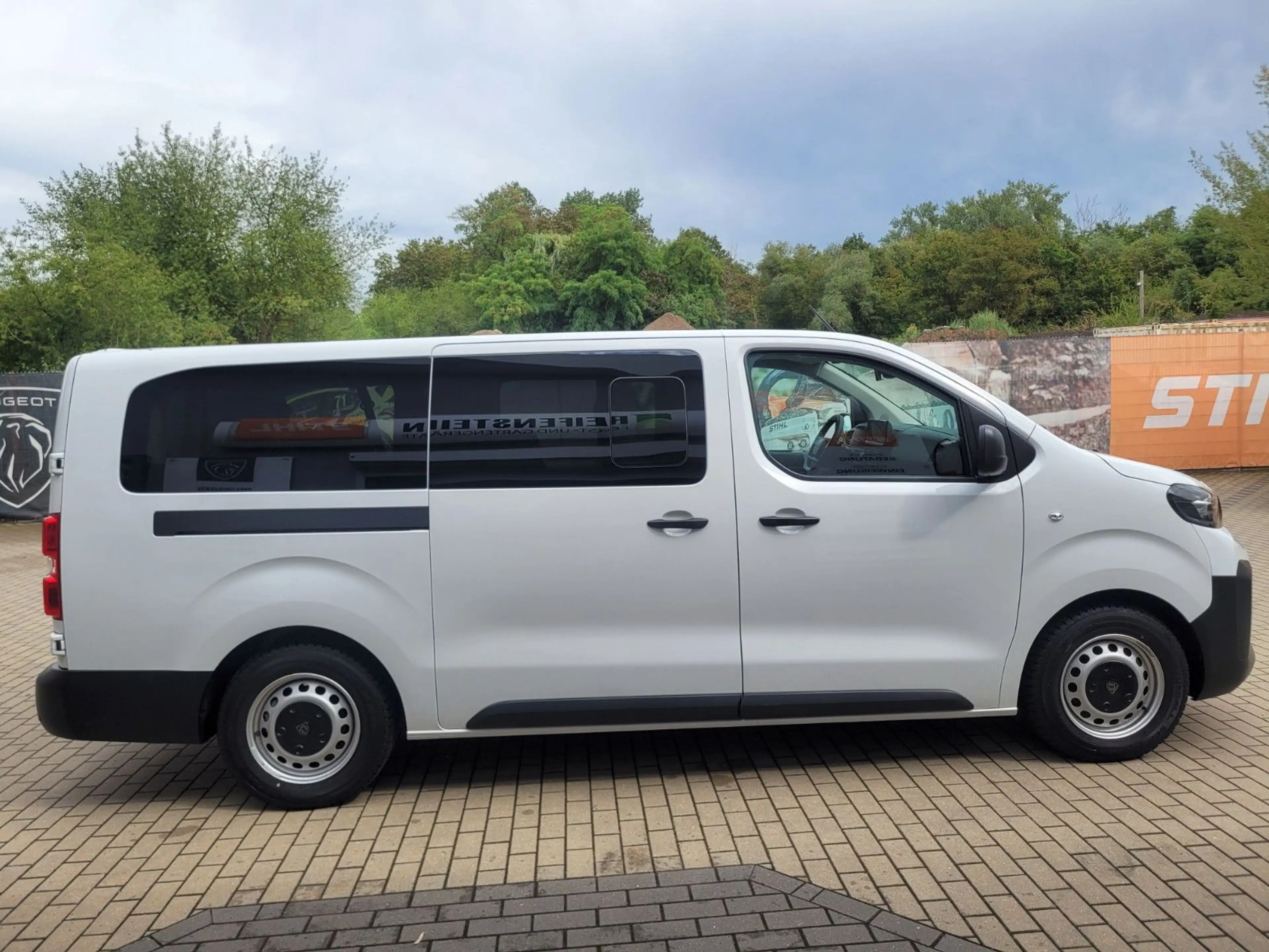 Peugeot Expert E-Expert 75kWh Batterie BUS 9 Si Kamera LED NAVI — photo 9