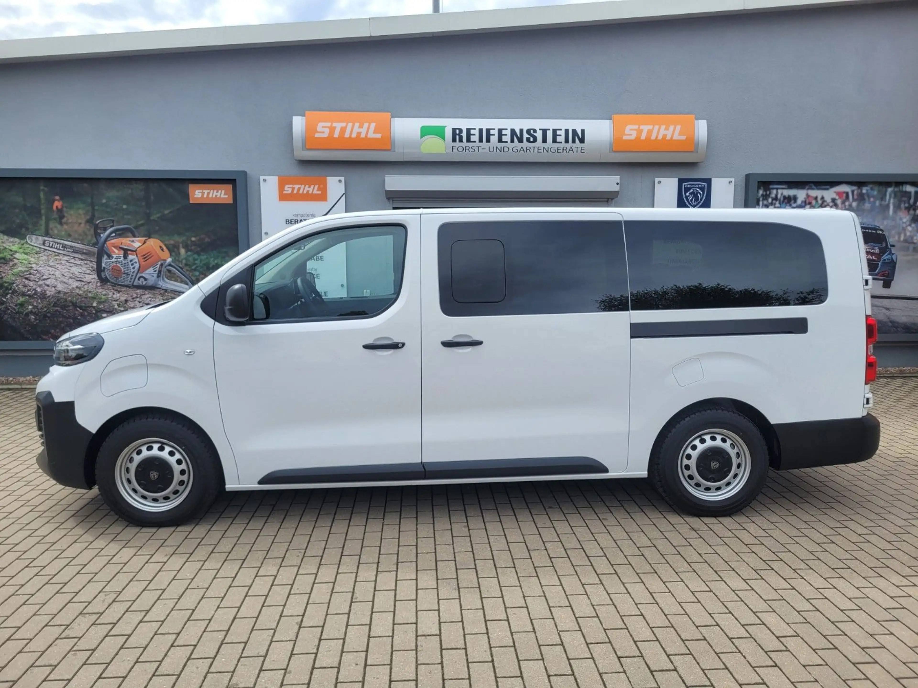 Peugeot Expert E-Expert 75kWh Batterie BUS 9 Si Kamera LED NAVI — photo 5