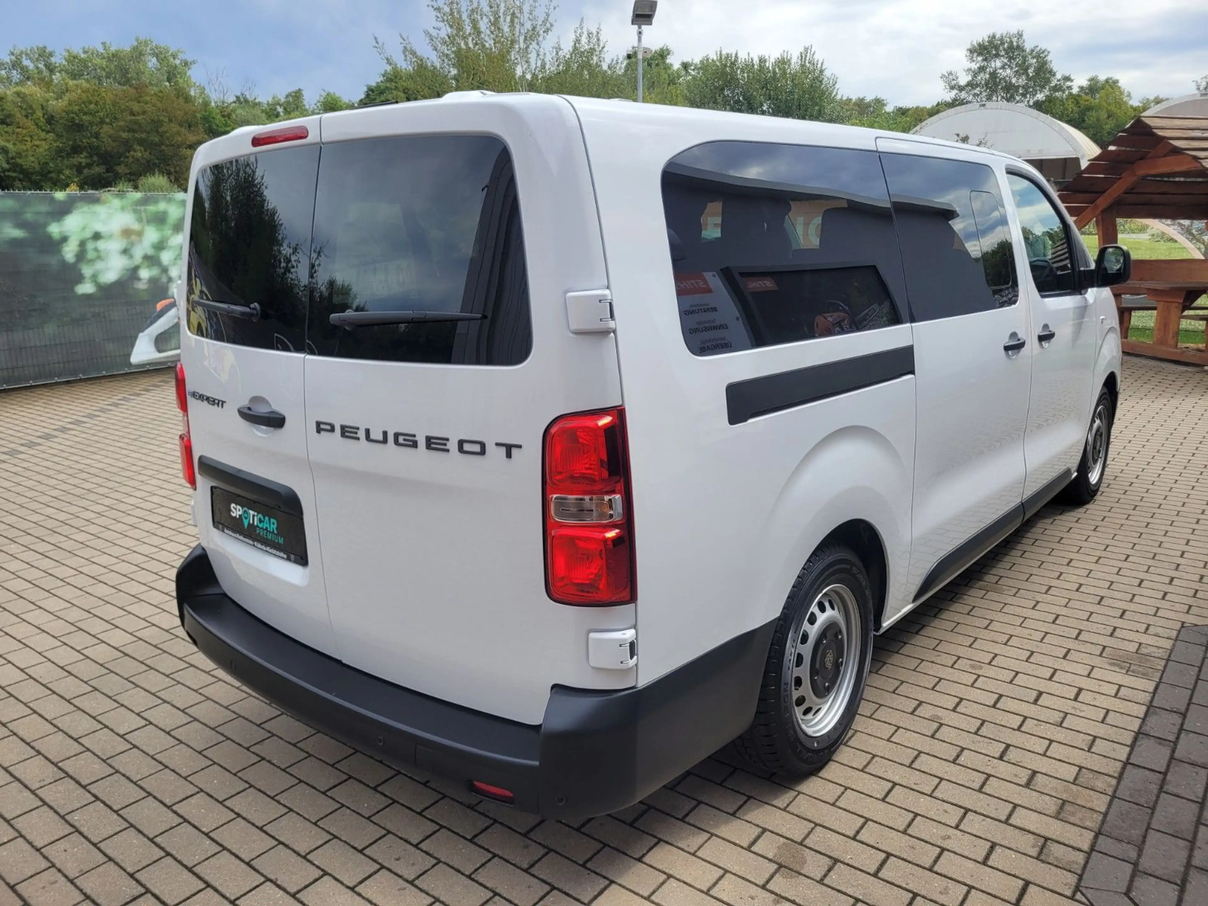 Peugeot Expert E-Expert 75kWh Batterie BUS 9 Si Kamera LED NAVI — photo 8
