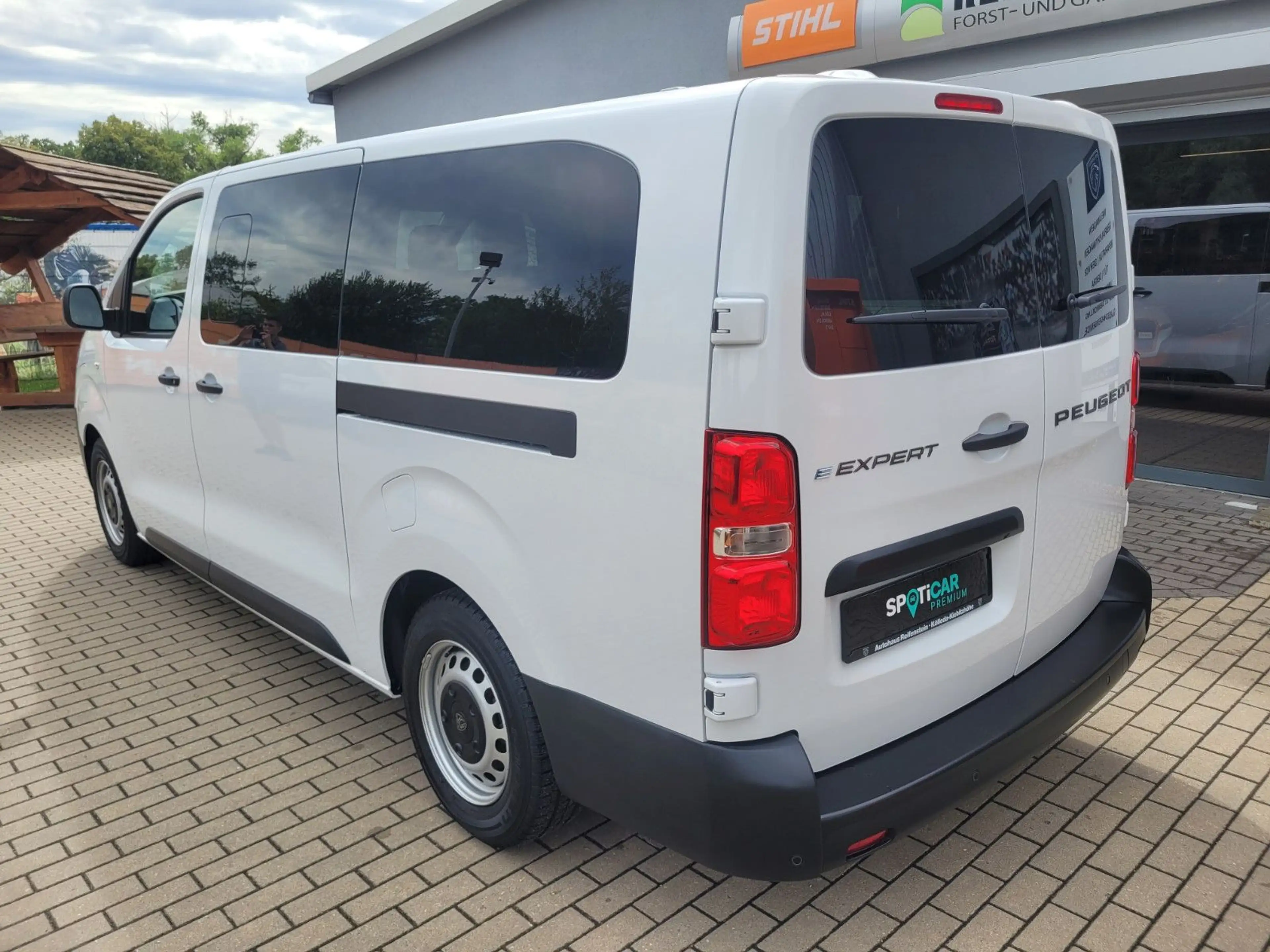 Peugeot Expert E-Expert 75kWh Batterie BUS 9 Si Kamera LED NAVI — photo 6
