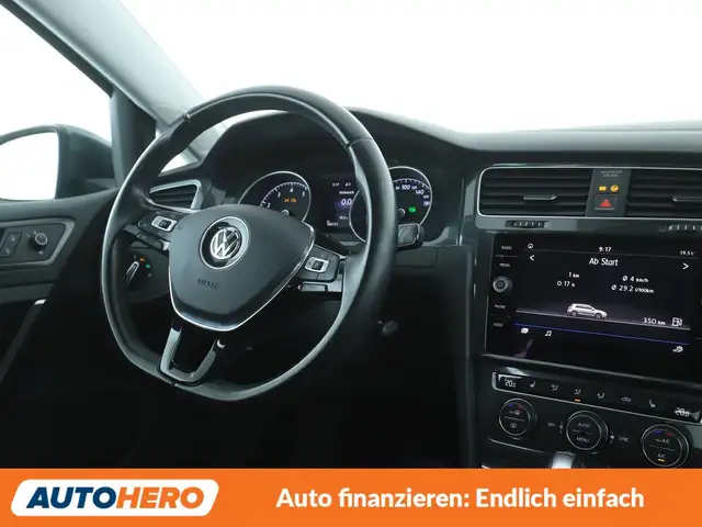Volkswagen Golf view 13