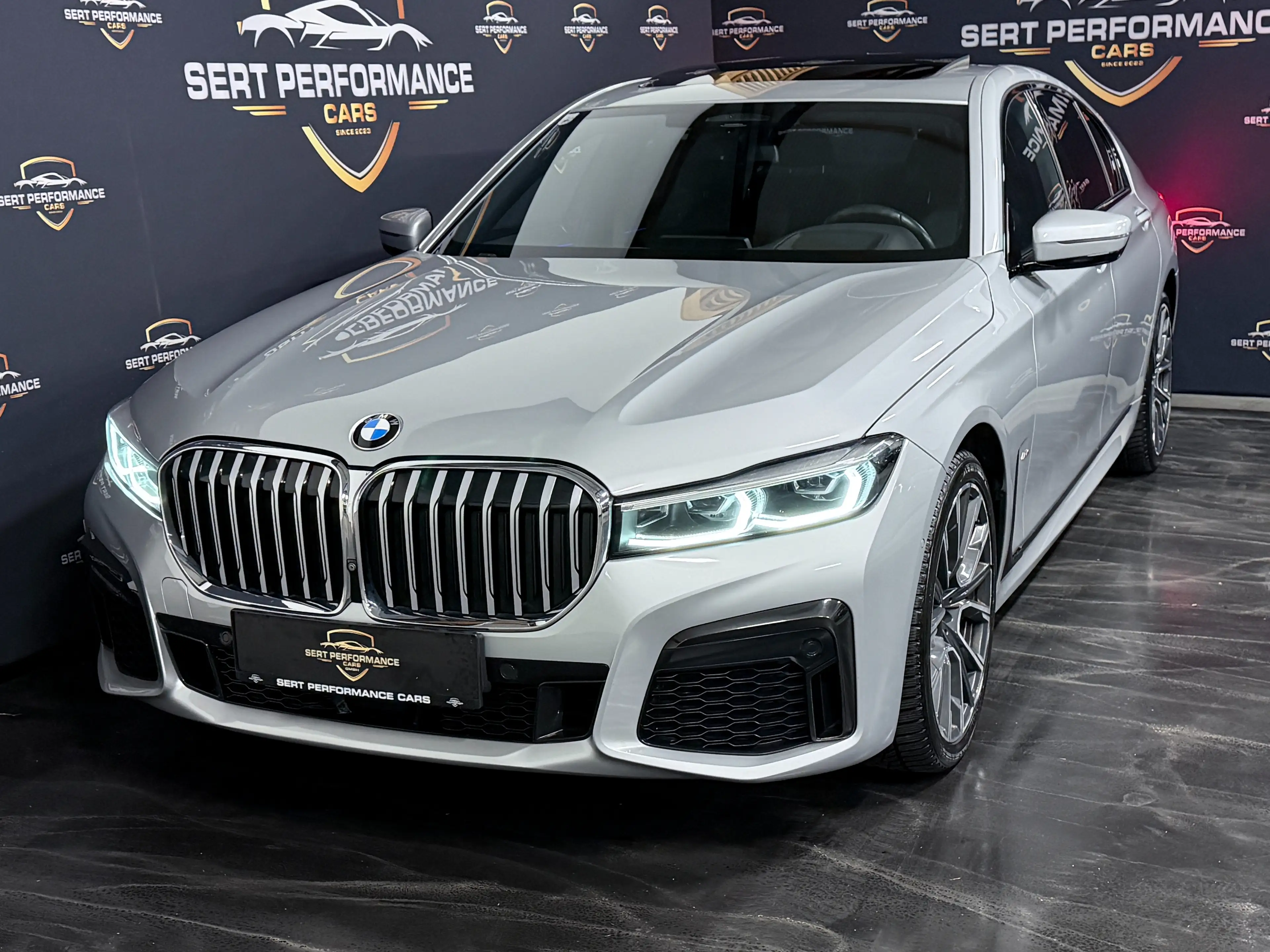 BMW 740 740 d xDrive ** M-Paket ** — photo 6