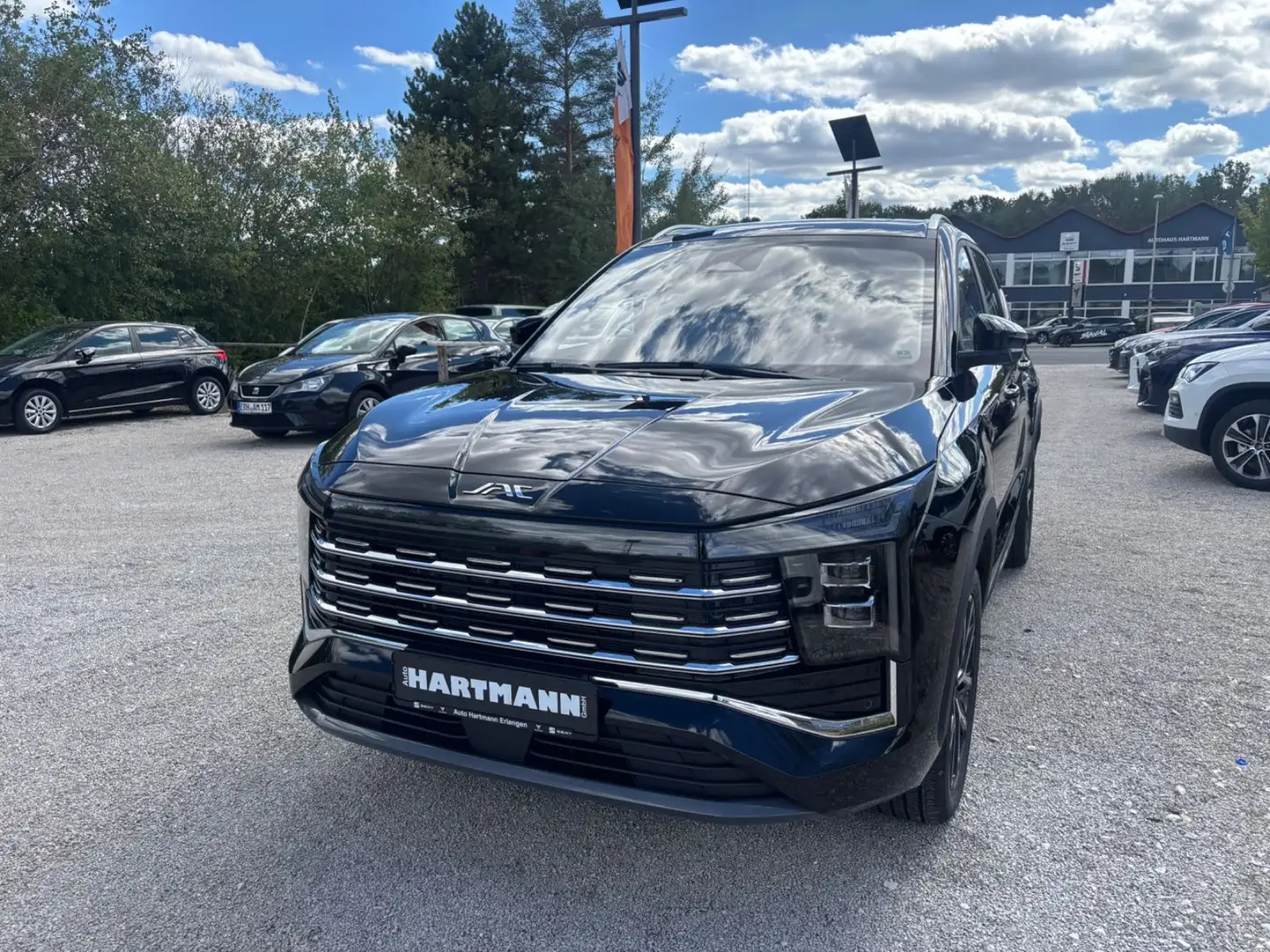 JAC 8 Pro JS 8 Pro,Kamera, FullLink, Pano, SHZ, 7-Sitzer Schwarz - 1