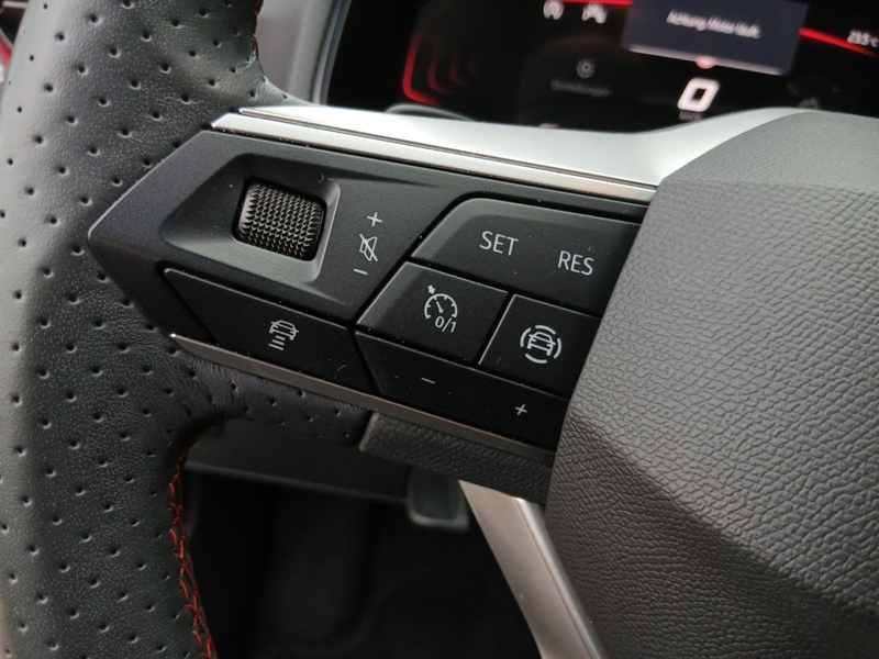 SEAT Arona 1.0 TSI FR DSG *ACC*Vision+*LED*NAV*SHZ* — photo 15