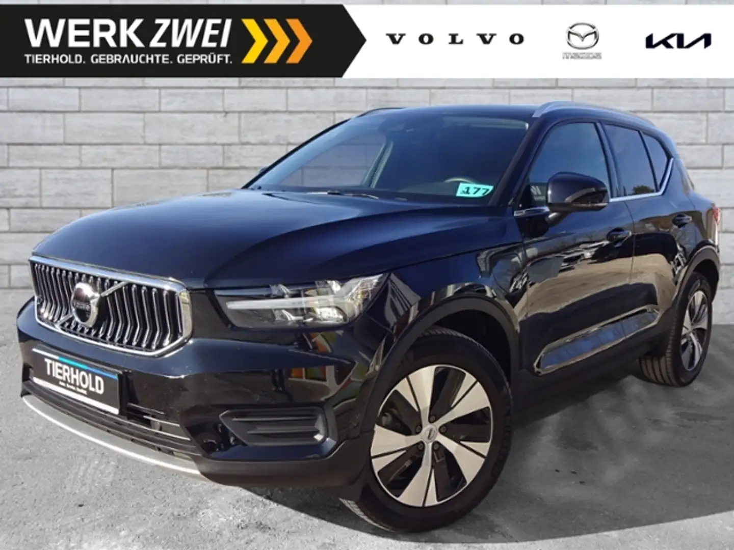 Volvo XC40 T4 Inscription Plug-In 2WD AHK ACC PANO Schwarz - 1