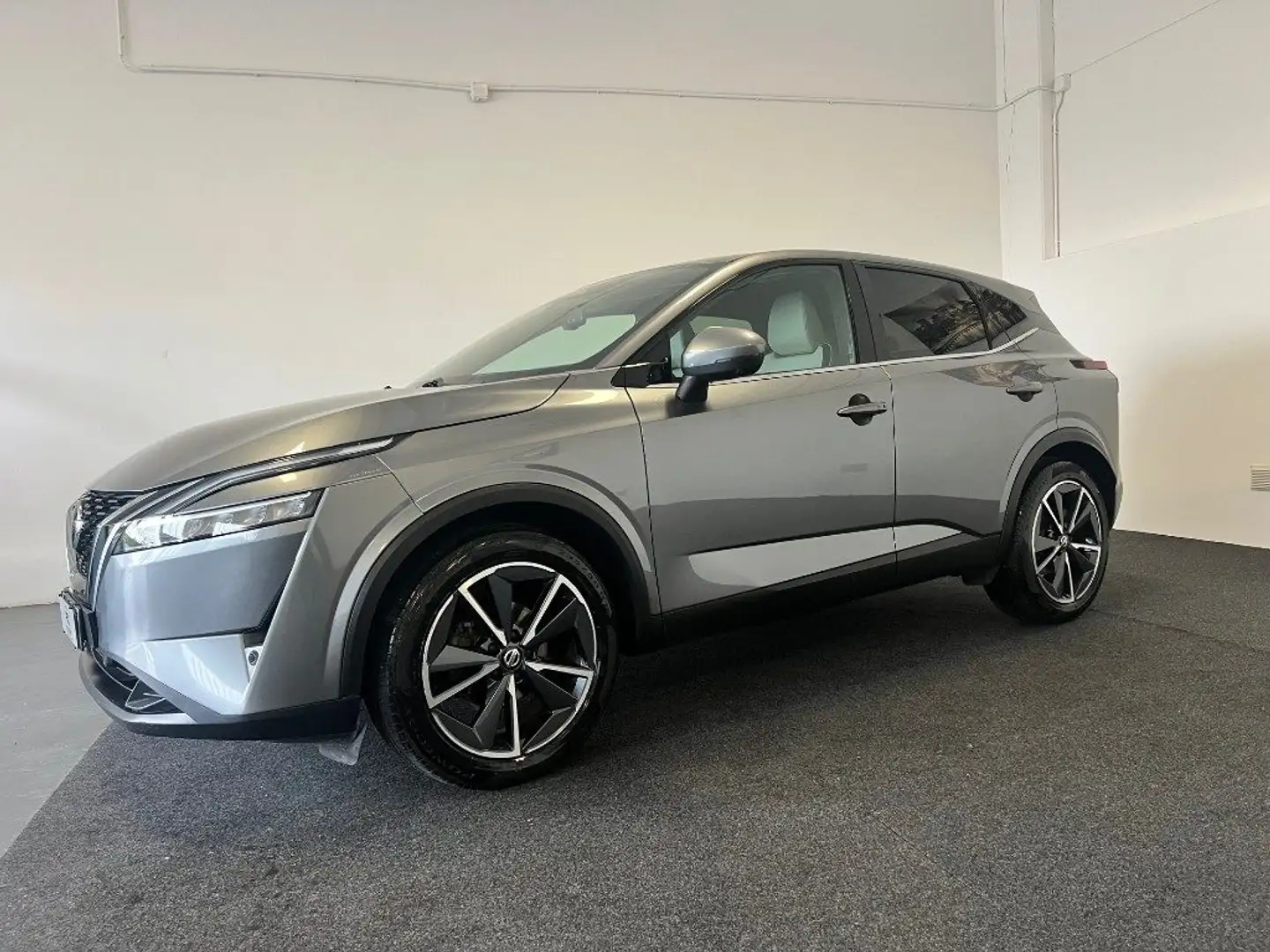 Nissan Qashqai MHEV 158 CV Xtronic 4WD Tekna Grigio - 2