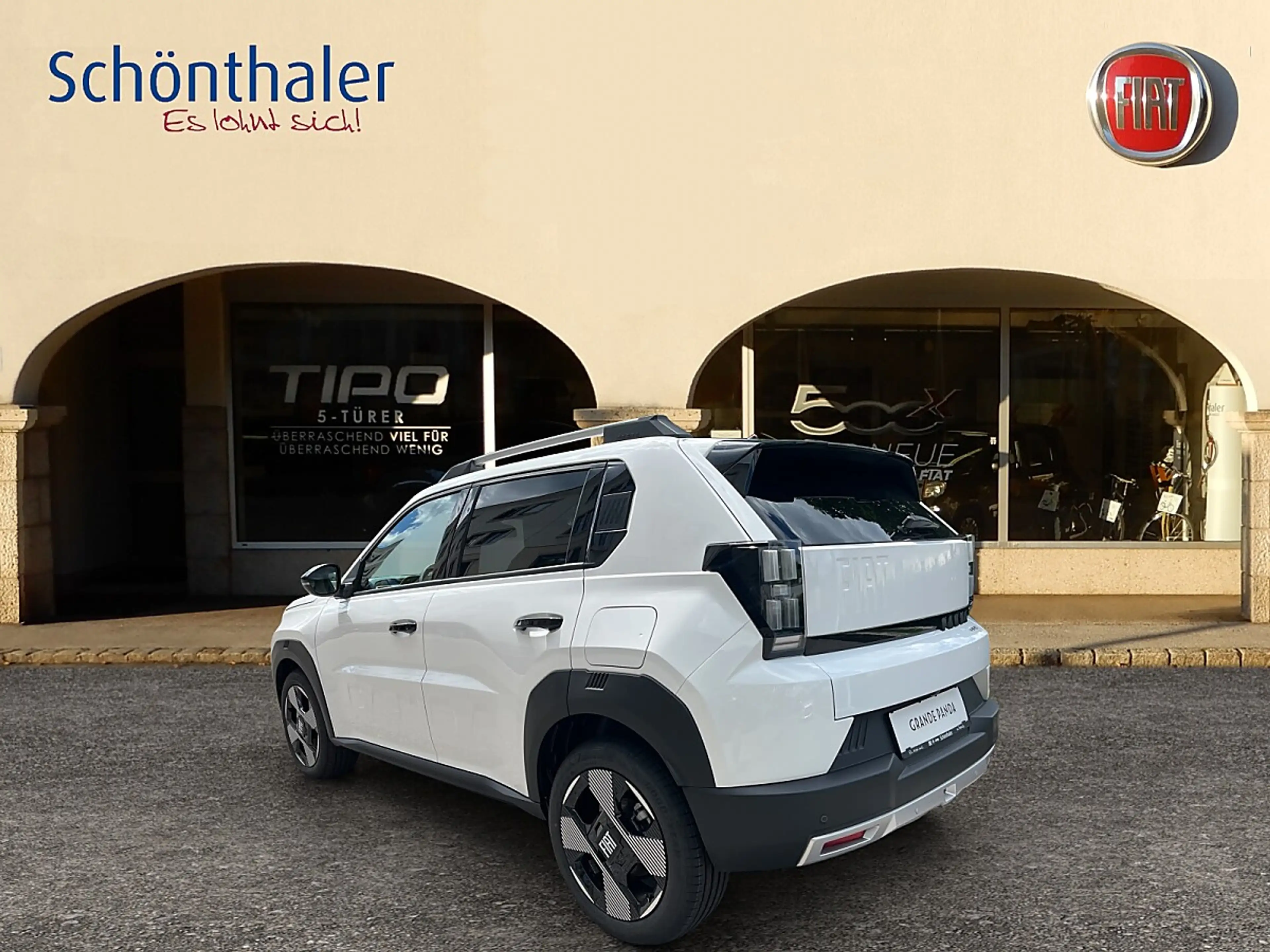 Fiat Grande Panda Hybrid mHEV 110 6-Gang eDCT La Prima € 20.893,60 — photo 2
