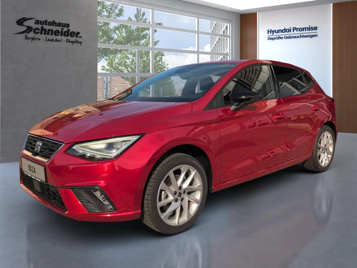 SEAT Ibiza 1.0 TSI FR / LED/ BeatsAudio/ NAVI/ KESSY/ VIRTUAL Rood - 2