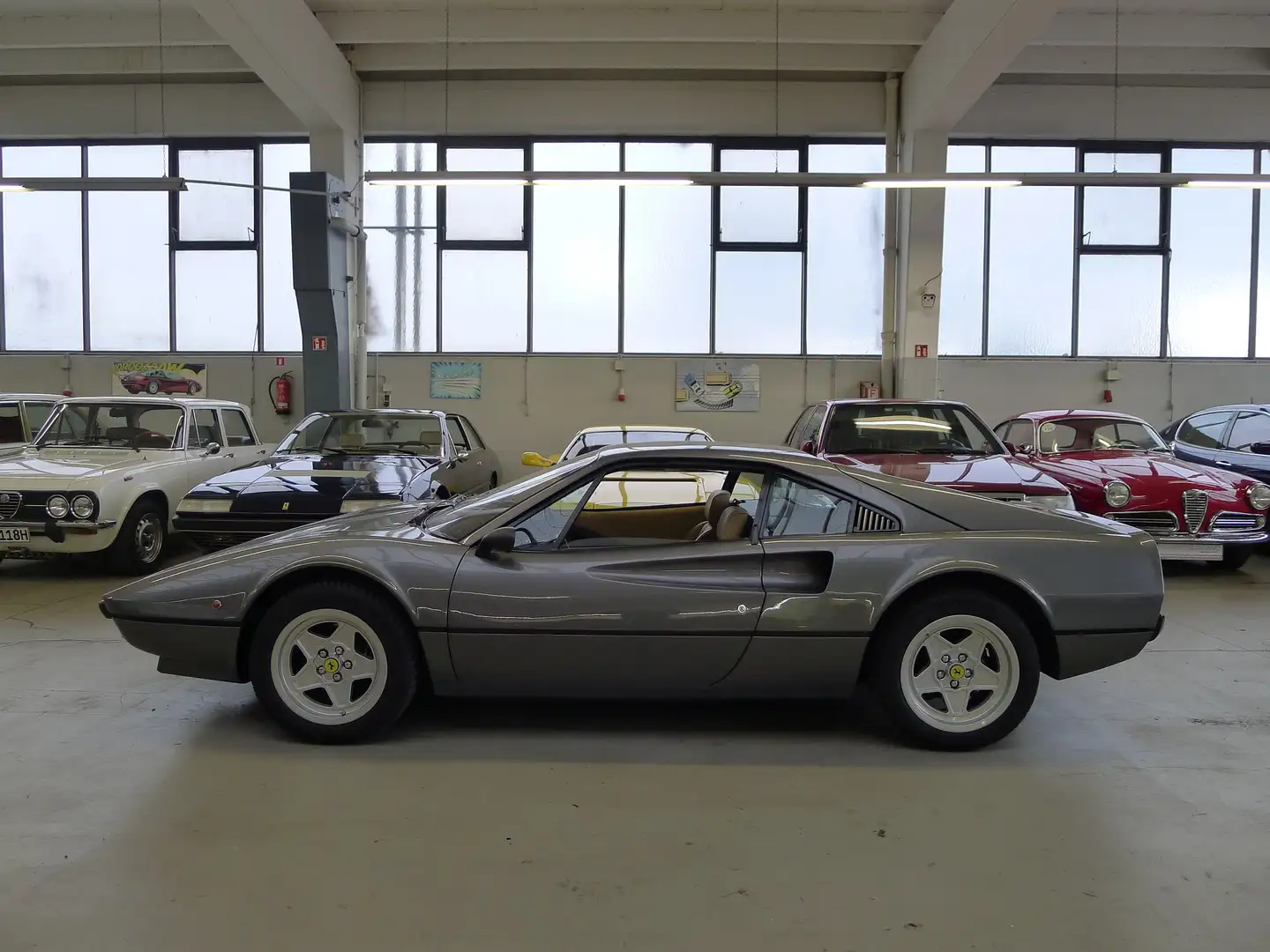 Ferrari 308 GTB Vetroresina, technisch/optisch hervorragend Gris - 2