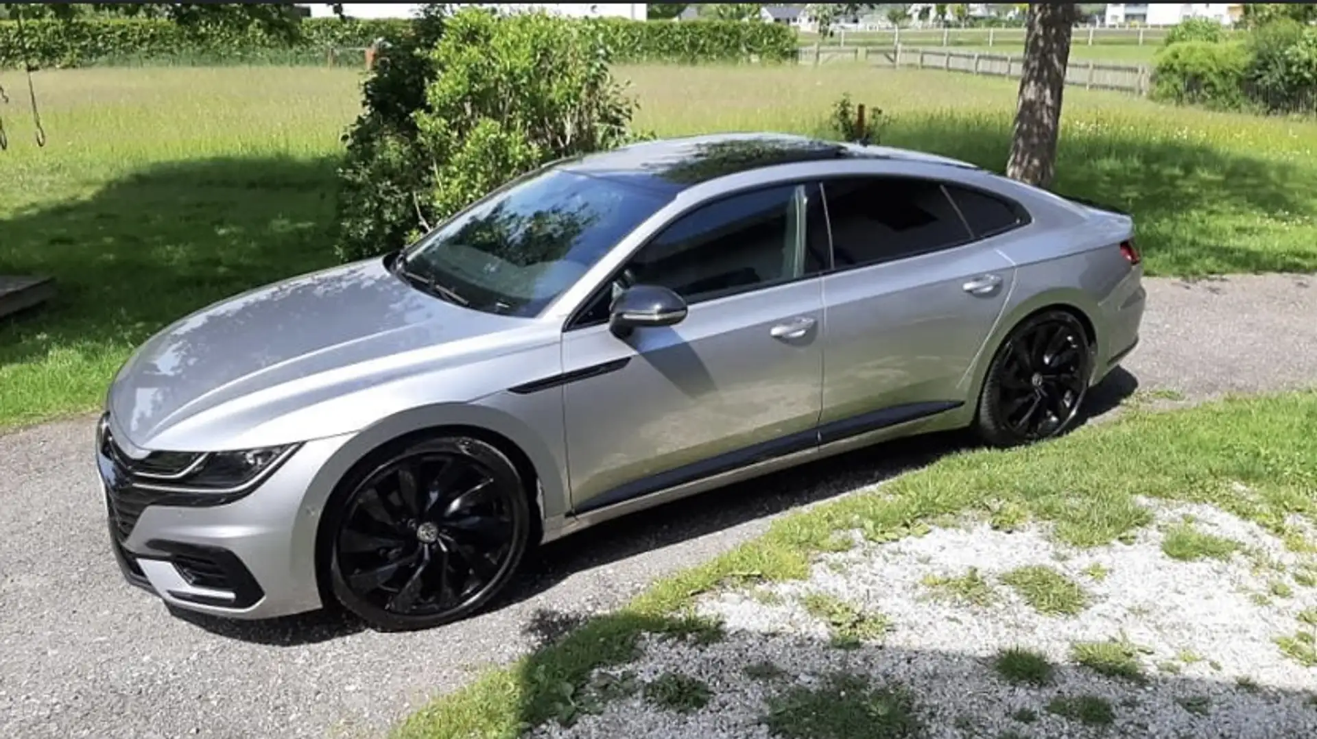 Volkswagen Arteon 2,0 TDI R-Line DSG - 2