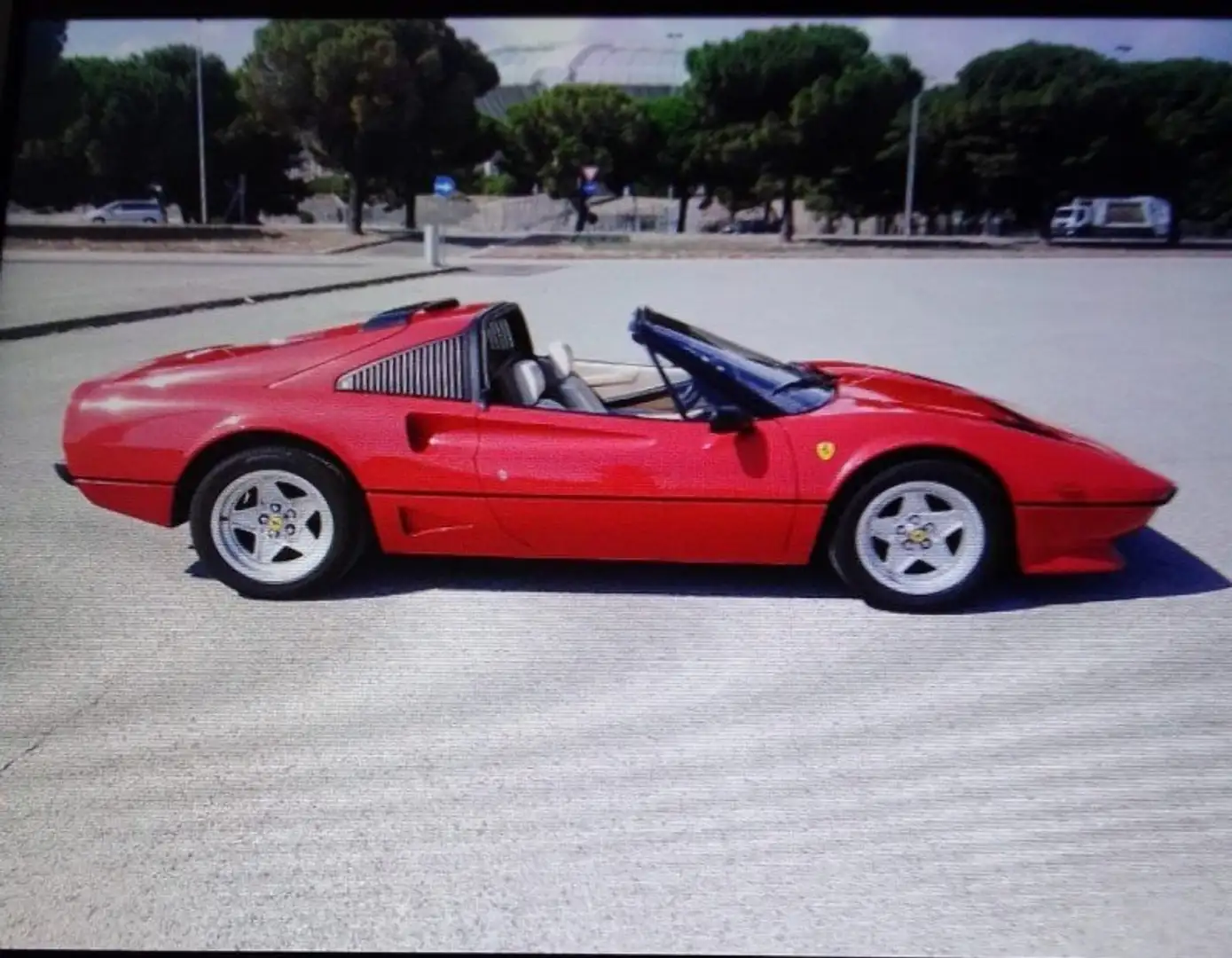 Ferrari 208 GTS TURBO Rojo - 1