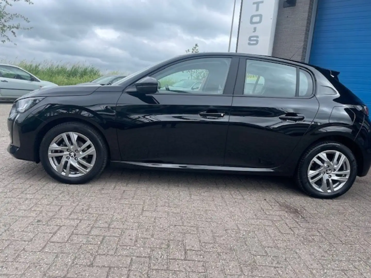 Peugeot 208 1.2 PT BL ACTIVE Zwart - 2