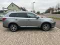 Mitsubishi Outlander Top 4WD AUT+7 SITZE+KAMERA+TEMP+XEN Grau - thumbnail 4