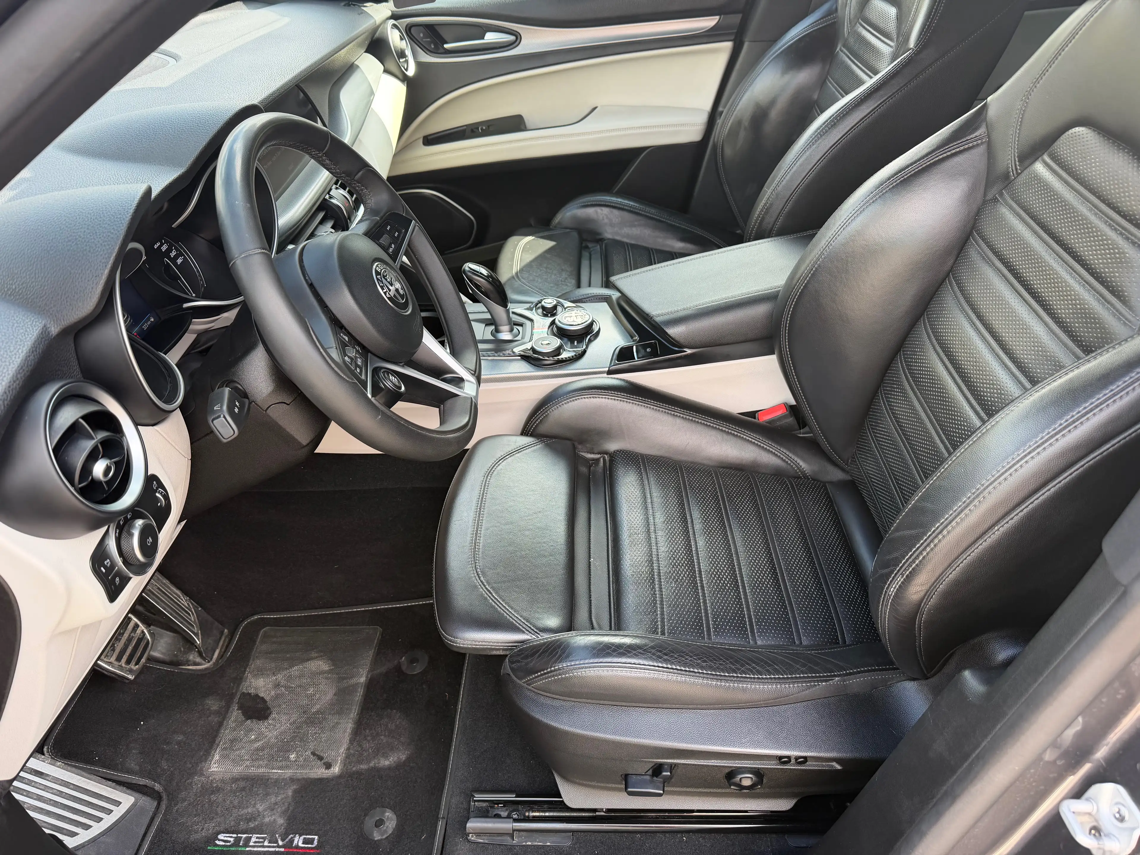 Alfa Romeo Stelvio Stelvio 2.2 JTD Lusso*Garantie 1an*Carpass* — photo 7