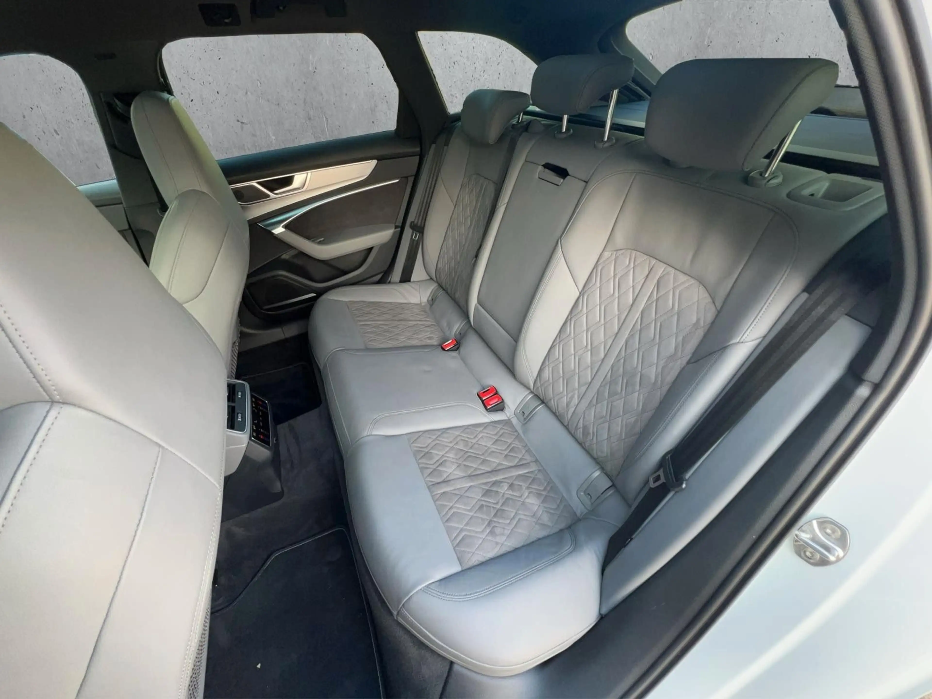 Audi S6 Matrix Pano HUD Raute B&O STHZG 21Z AHK ACC — photo 12