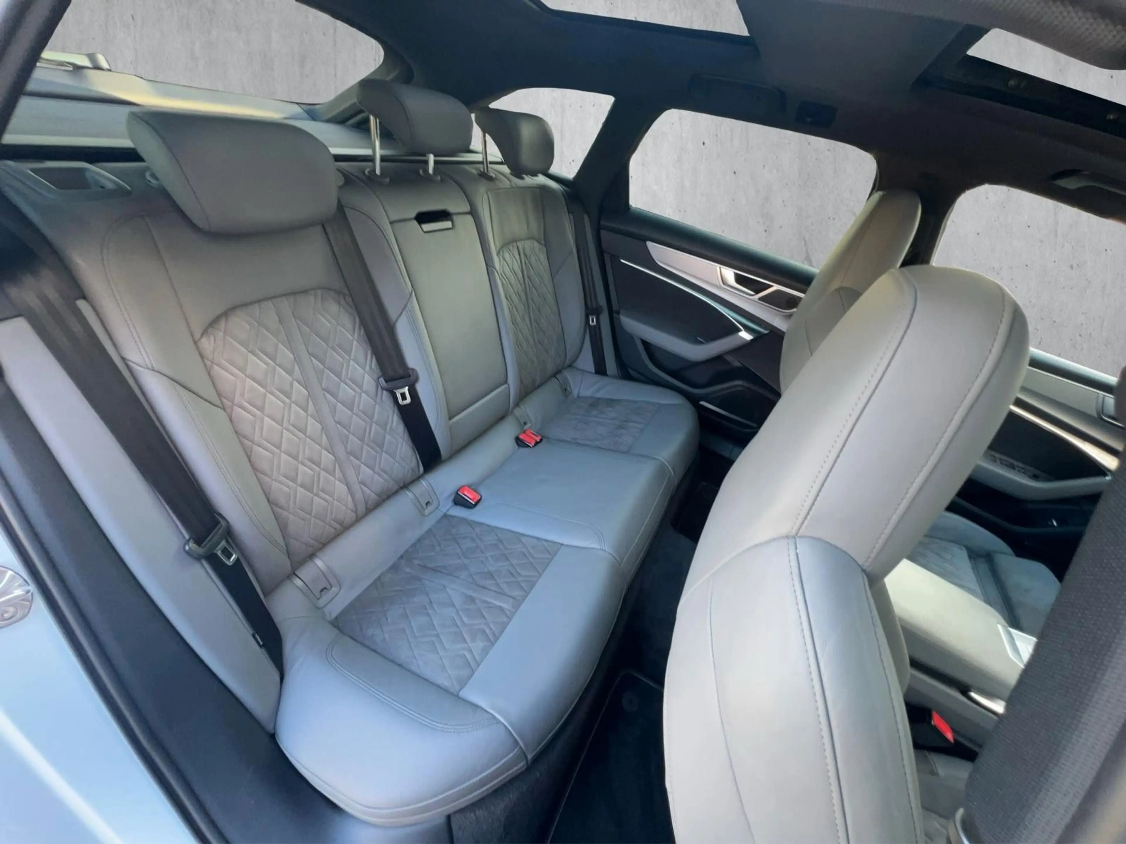 Audi S6 Matrix Pano HUD Raute B&O STHZG 21Z AHK ACC — photo 13
