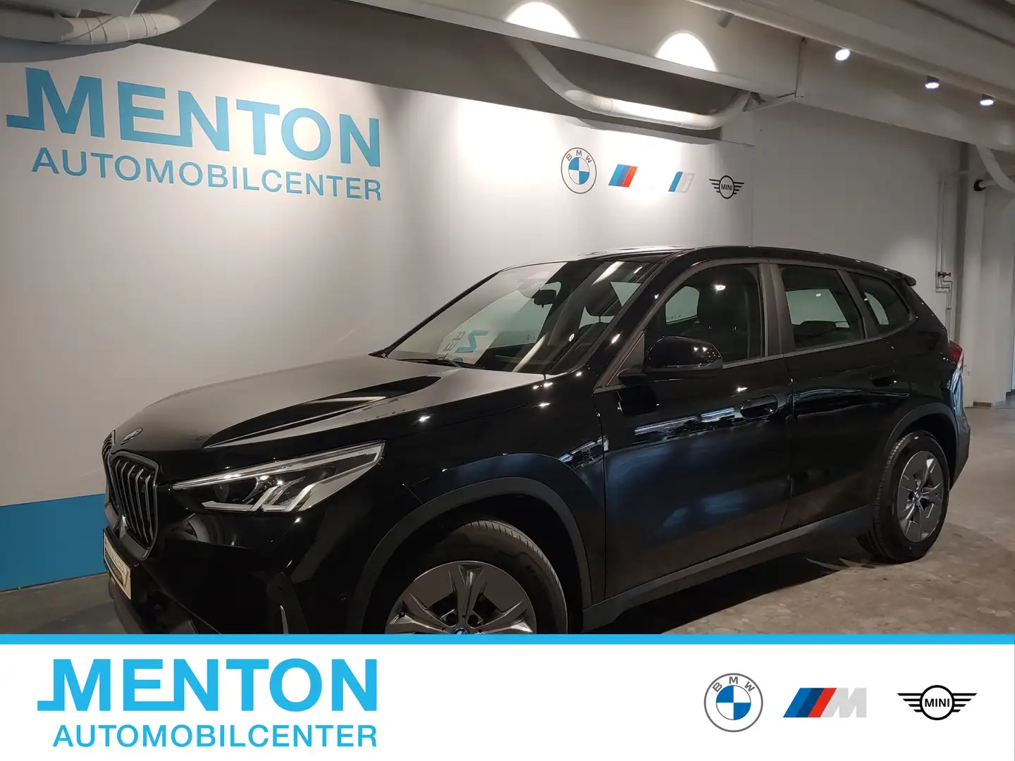 BMW iX1 xDrive30 (ab 2022) DAB Parkassistent Shz Schwarz - 1