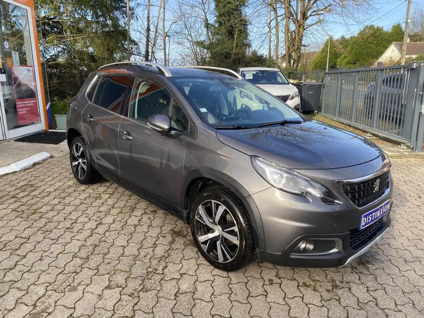 Peugeot 2008 1.5 BlueHDi S\u0026S - 120 - BV EAT6 Allure Gris - 2