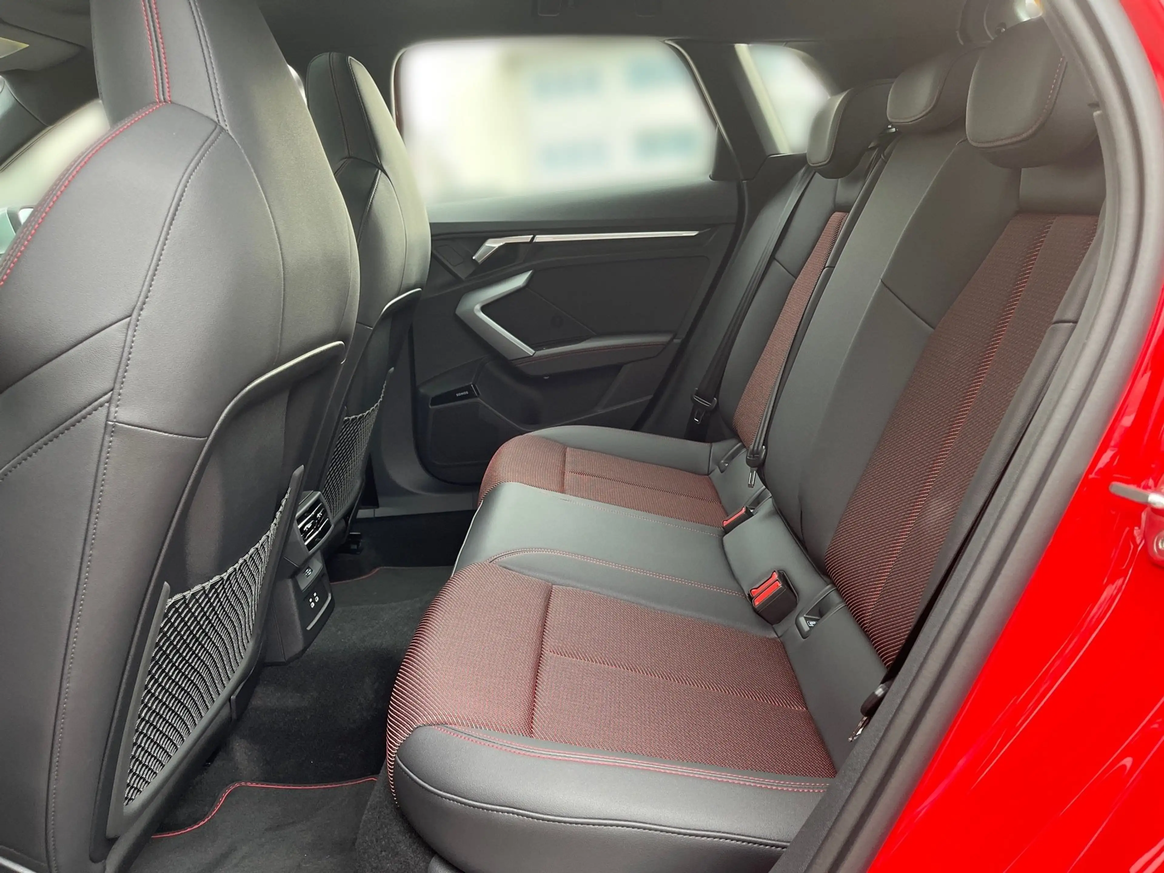 Audi S3 Sportback 2.0 TFSI quattro *PANO*SONOS*LED*NAVI* — photo 15