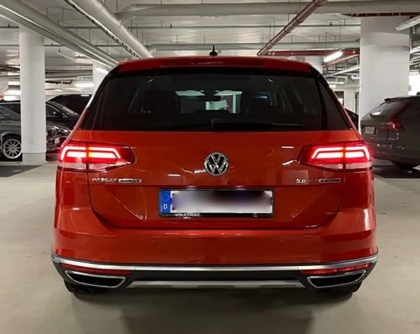 Volkswagen Passat Alltrack Passat Alltrack 2.0 TDI SCR 4Motion DSG (BMT) Oranje - 2