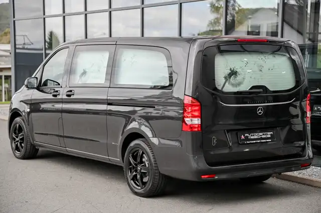 Mercedes-Benz Vito view 5